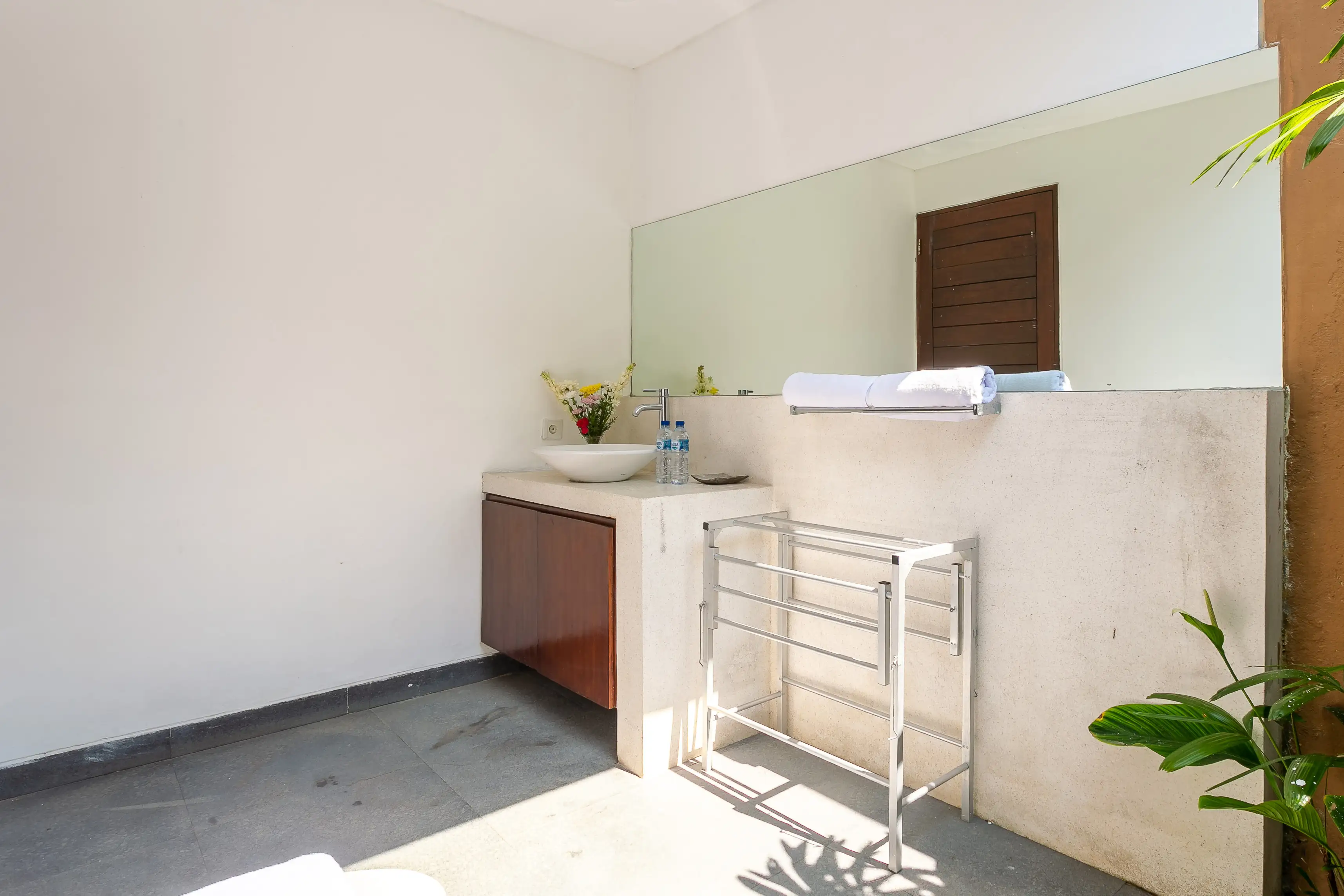 Villa 1400m² in Indonesia, Ubud. Priced at 796227$ rent photo-3