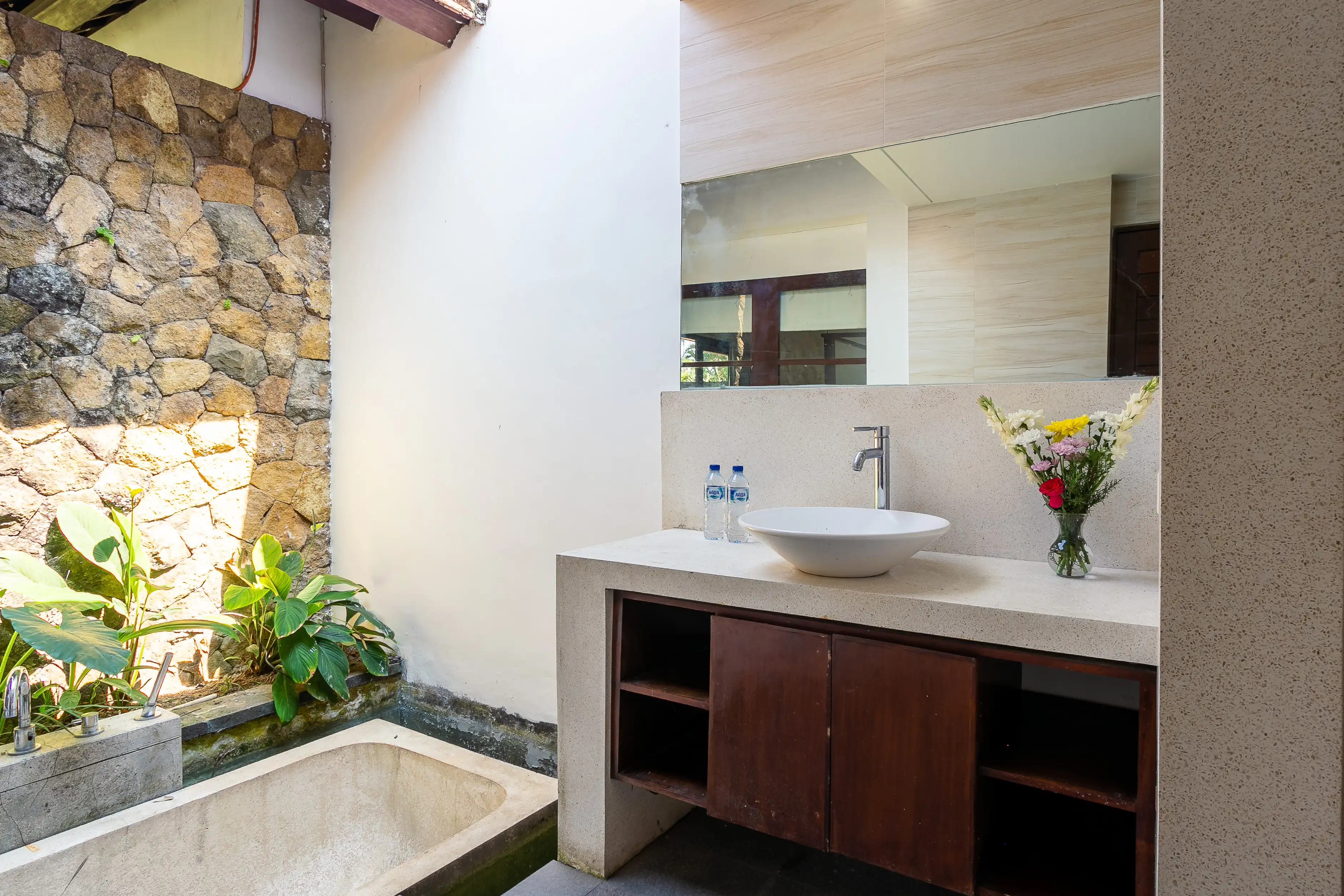 Villa 1400m² in Indonesia, Ubud. Priced at 796227$ rent photo-20