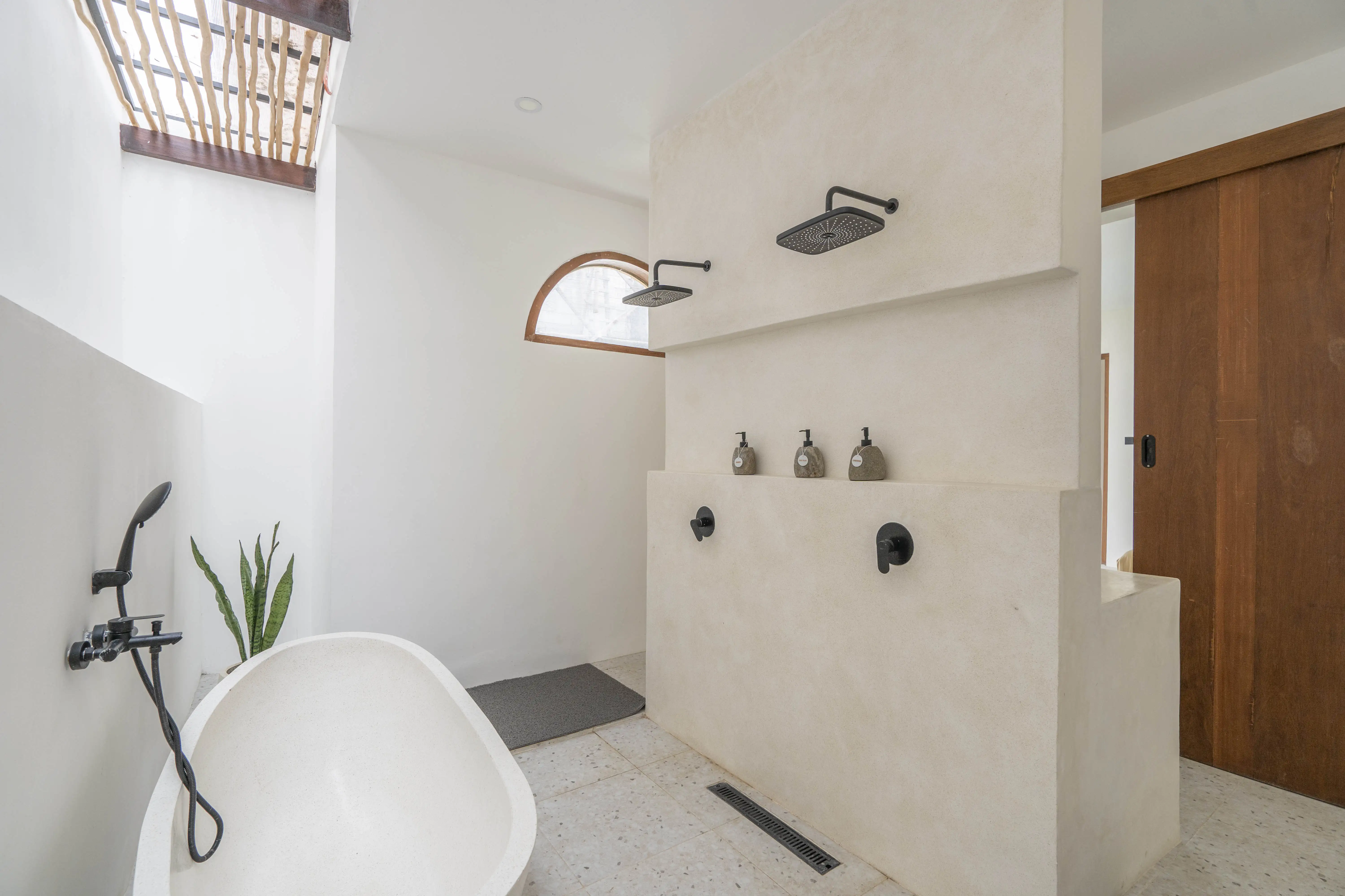 Villa 126m² in Indonesia, Bukit. Priced at 197000$ rent photo-14