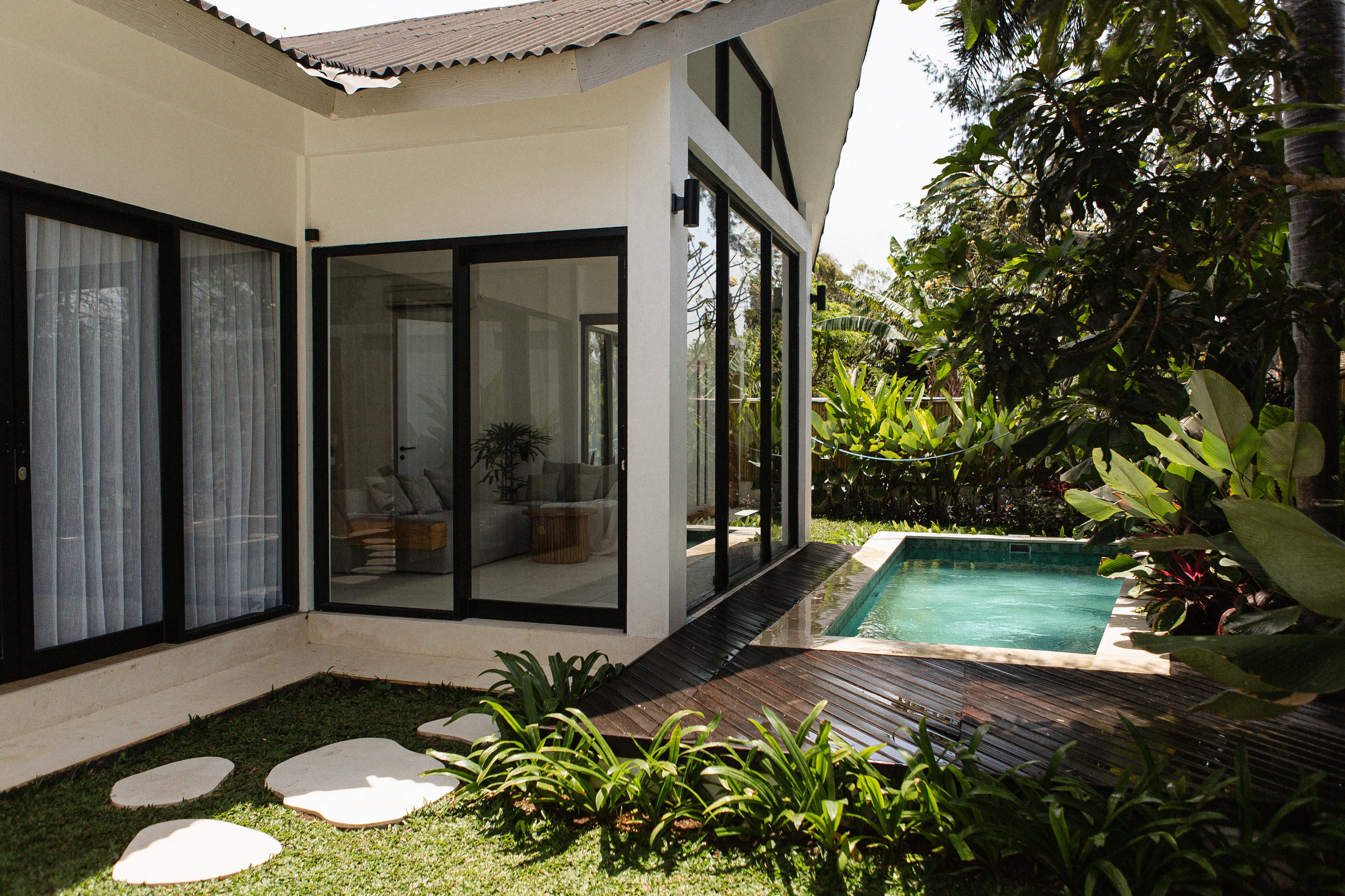 Villa 91m² in Indonesia, Bukit. Priced at 260000$ rent photo-3