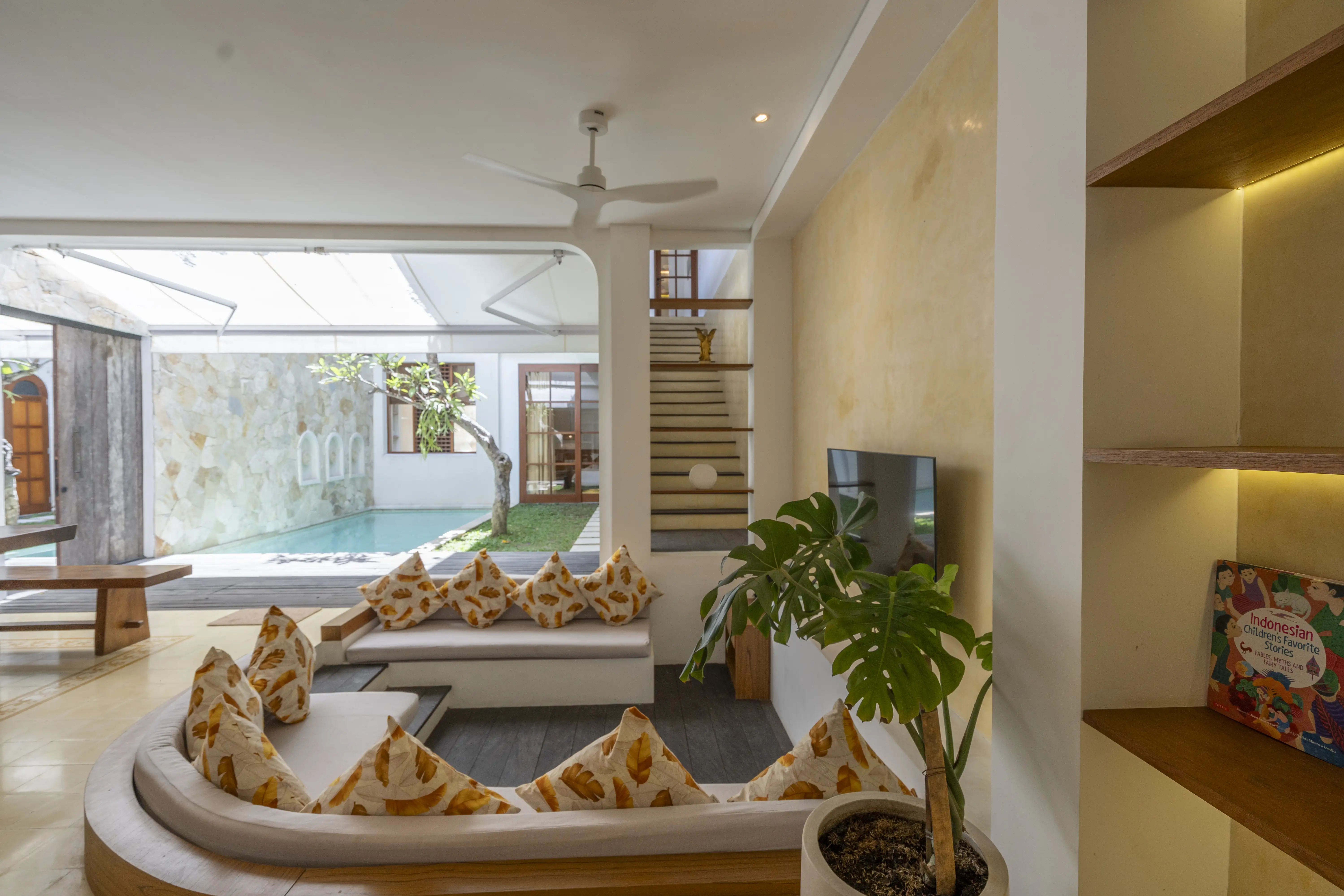 Villa 235m² in Indonesia, Canggu. Priced at 446457$ rent photo-5