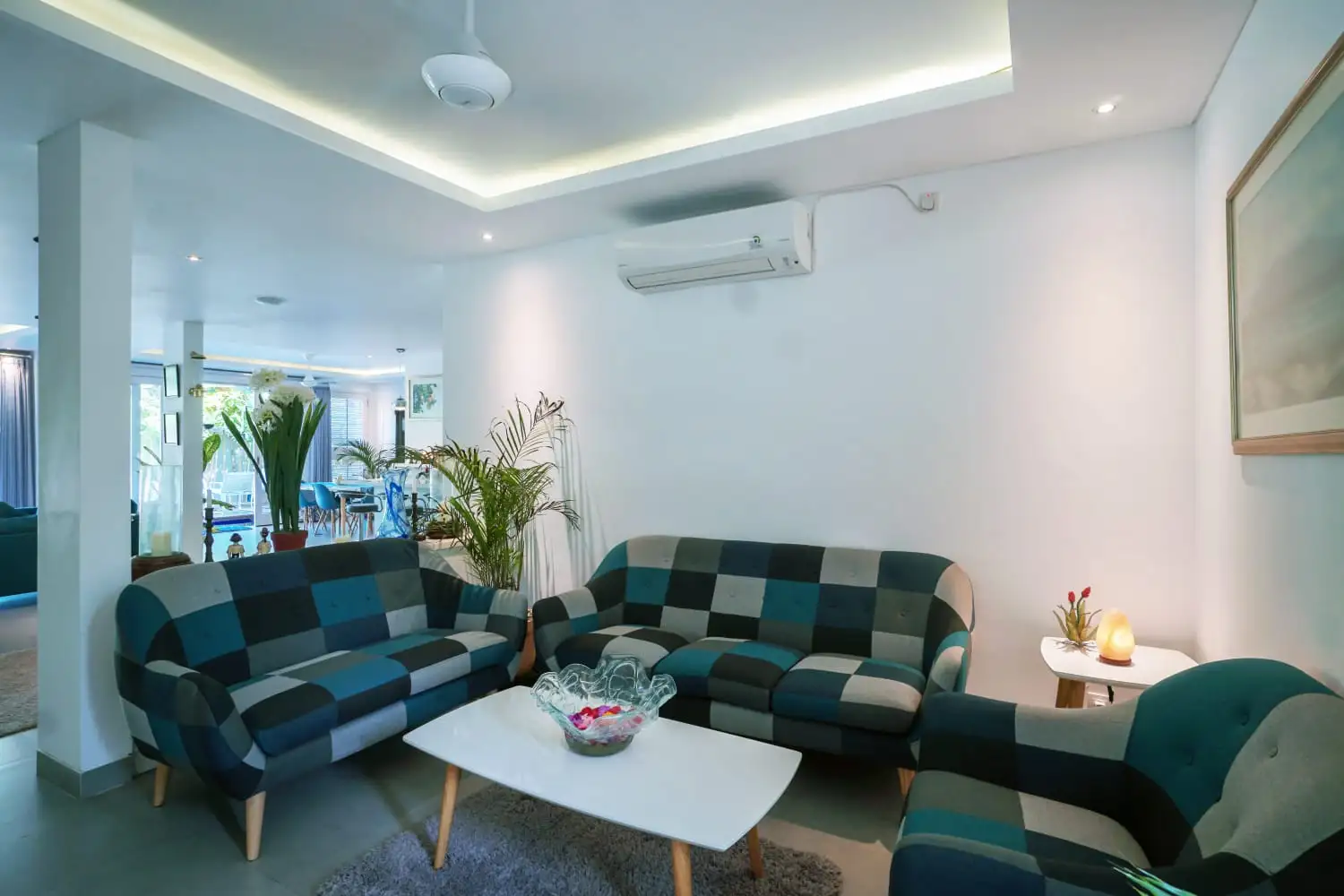 Villa 326m² in Indonesia, Sanur. Priced at 350000$ rent photo-2