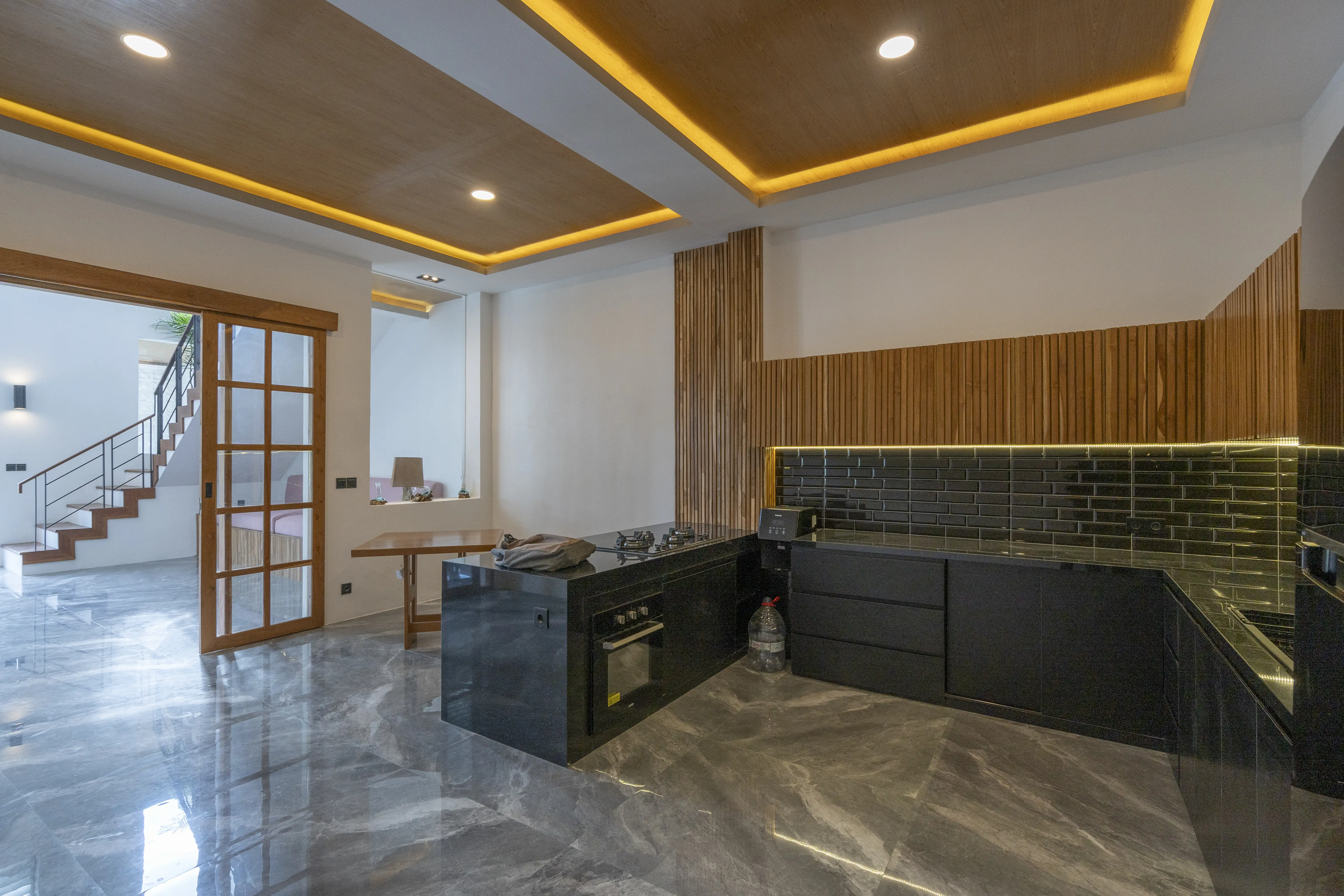 Villa 350m² in Indonesia, Canggu. Priced at 477482$ rent photo-5