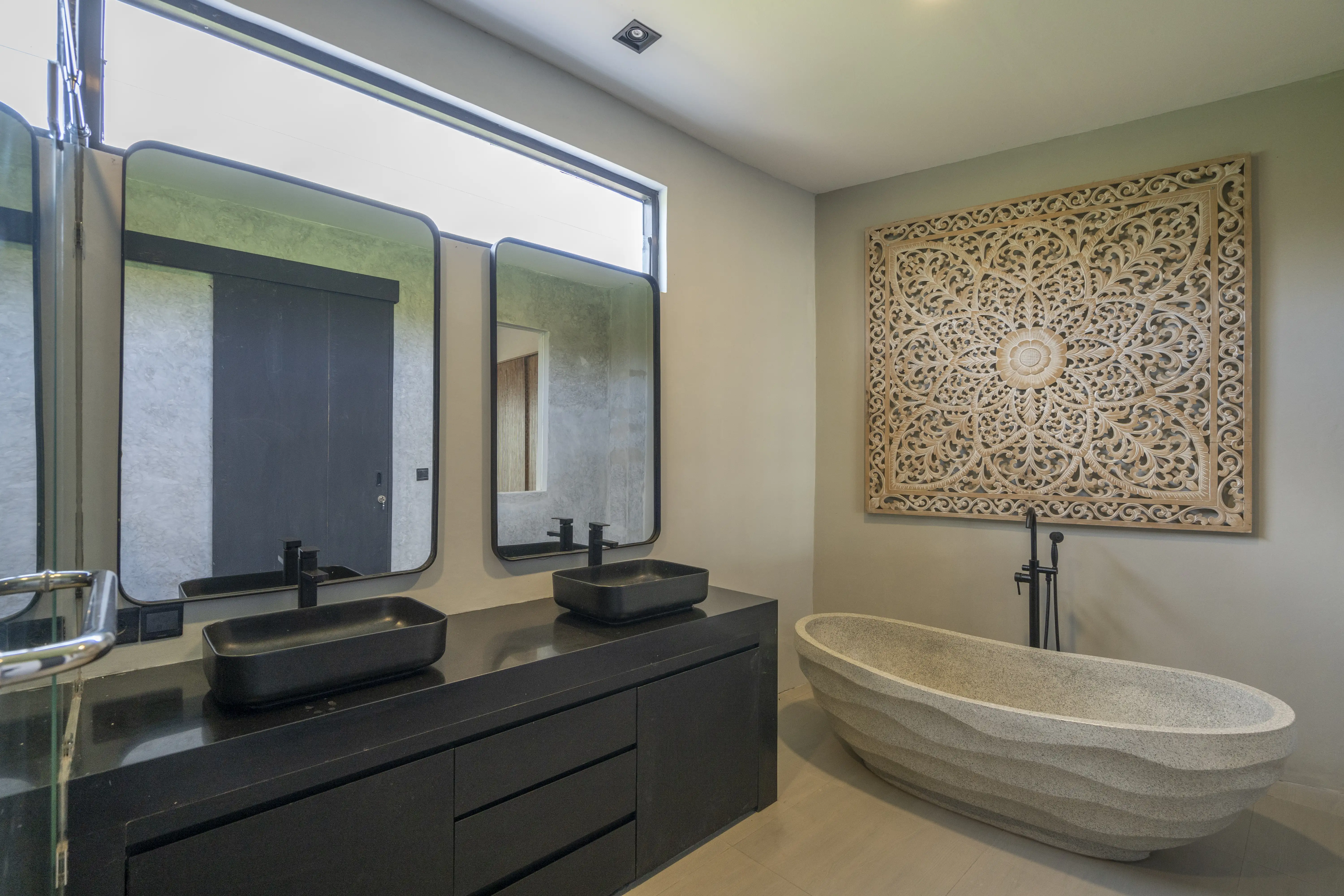 Villa 350m² in Indonesia, Canggu. Priced at 477482$ rent photo-9