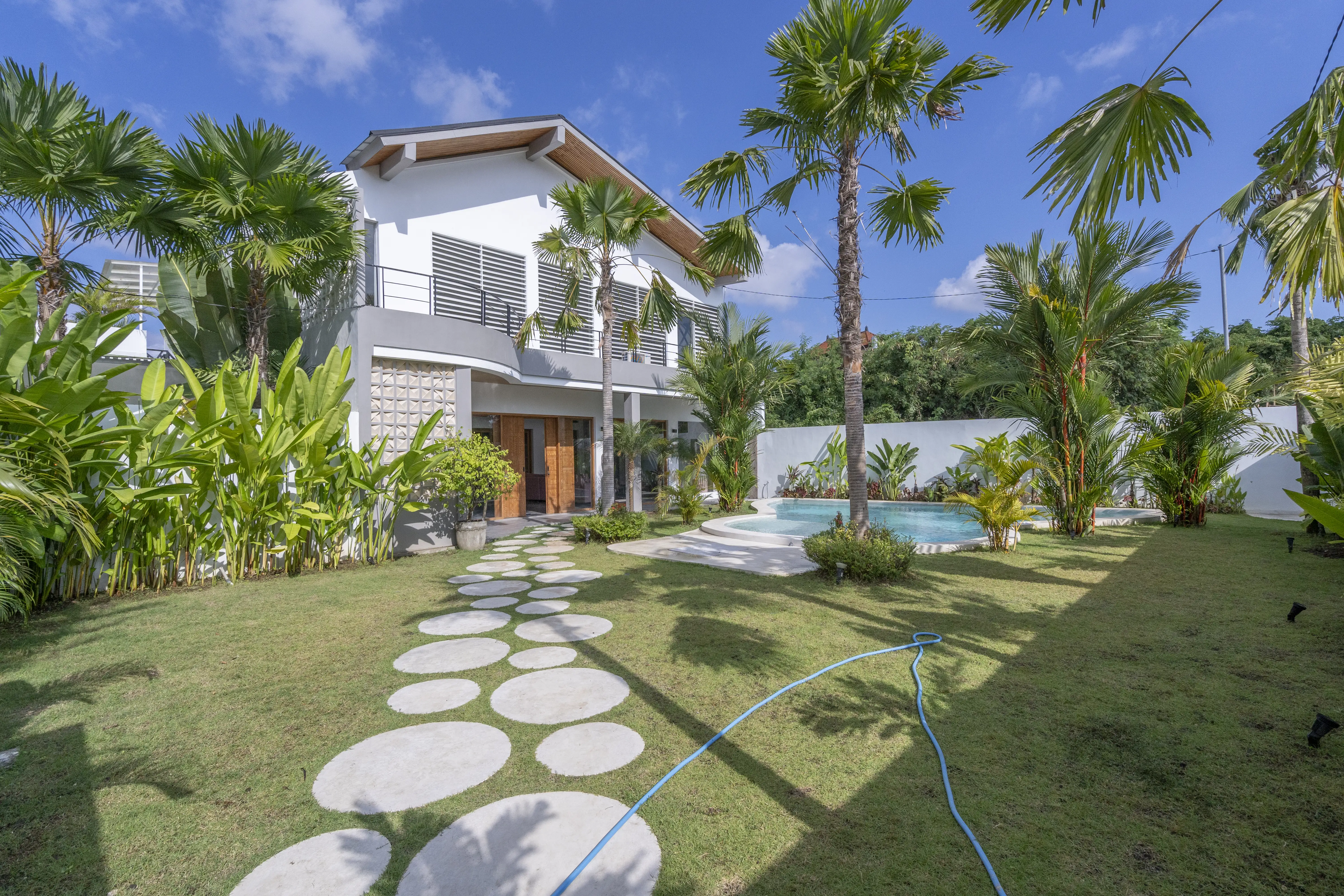 Villa 350m² in Indonesia, Canggu. Priced at 477482$ rent photo-13
