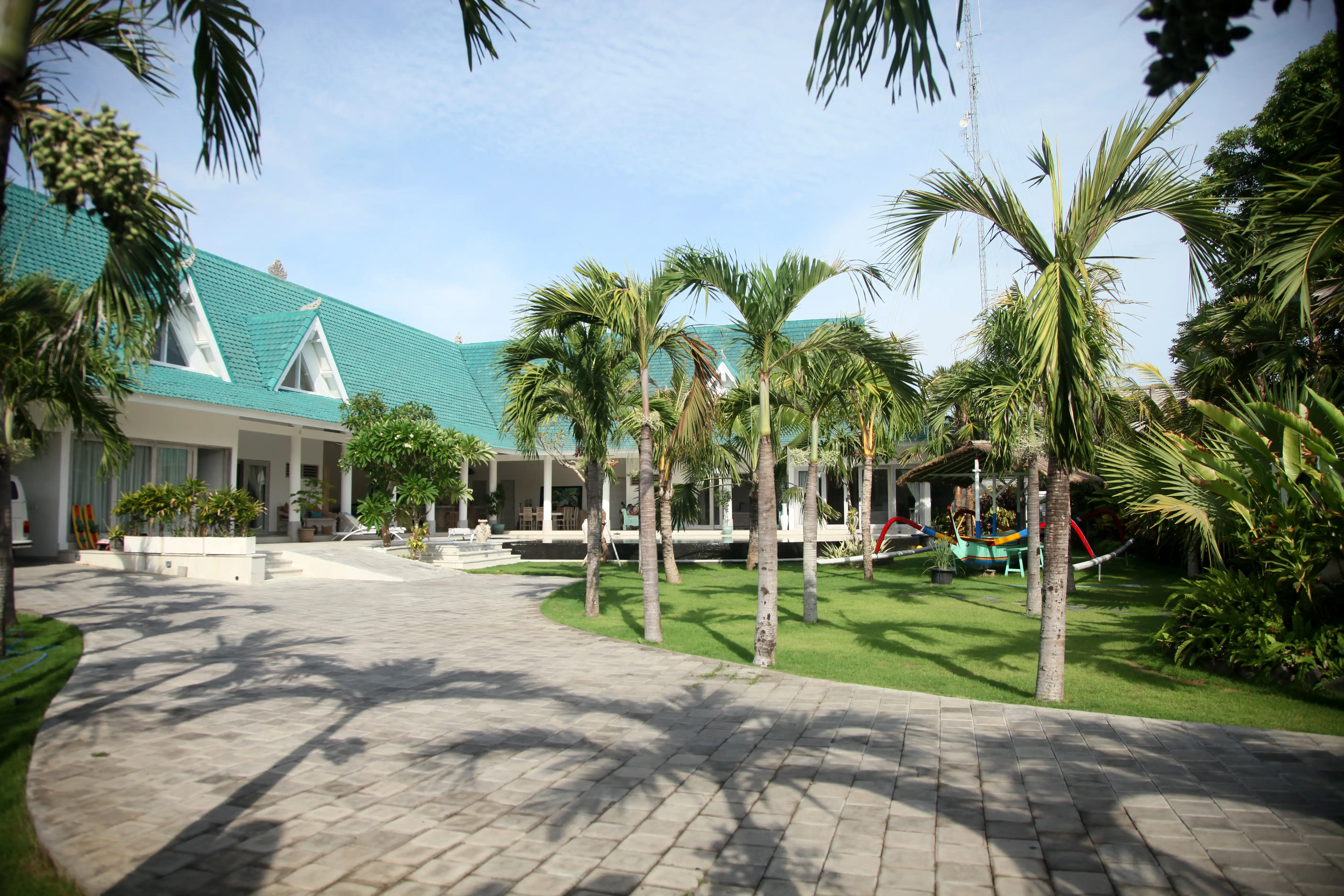 Villa 800m² in Indonesia, Sanur. Priced at 1336949$ rent photo-3