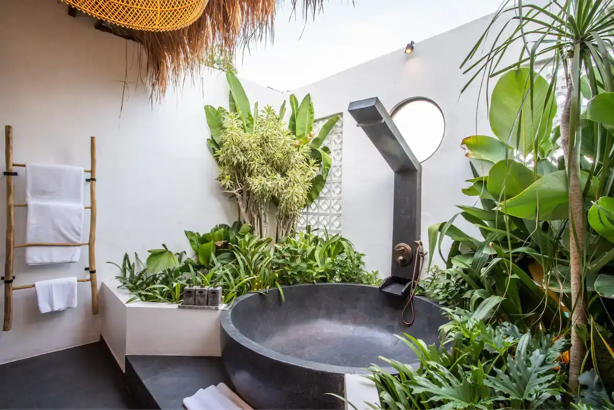 Villa 380m² in Indonesia, Canggu. Priced at 705000$ rent photo-11
