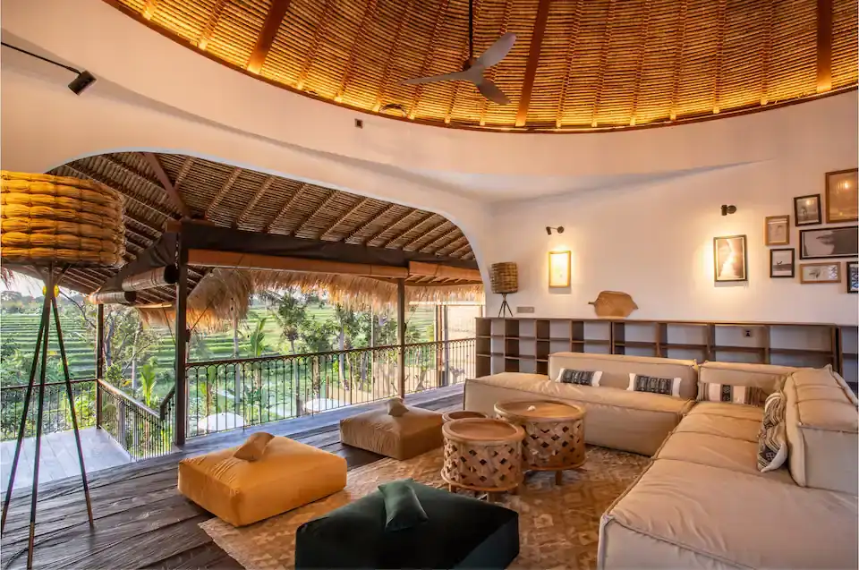 Villa 380m² in Indonesia, Canggu. Priced at 705000$ rent photo-13