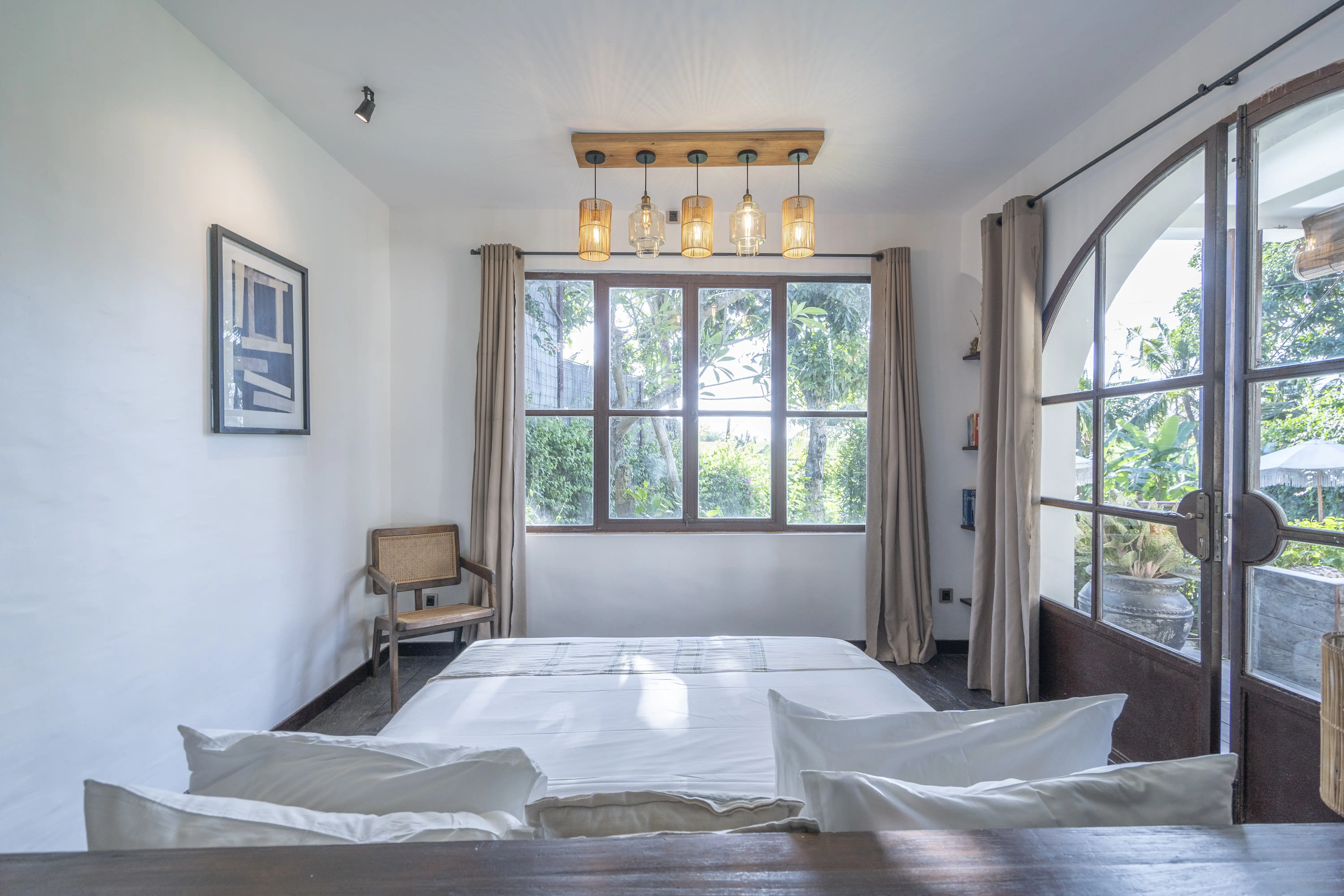 Villa 380m² in Indonesia, Canggu. Priced at 665000$ rent photo-11