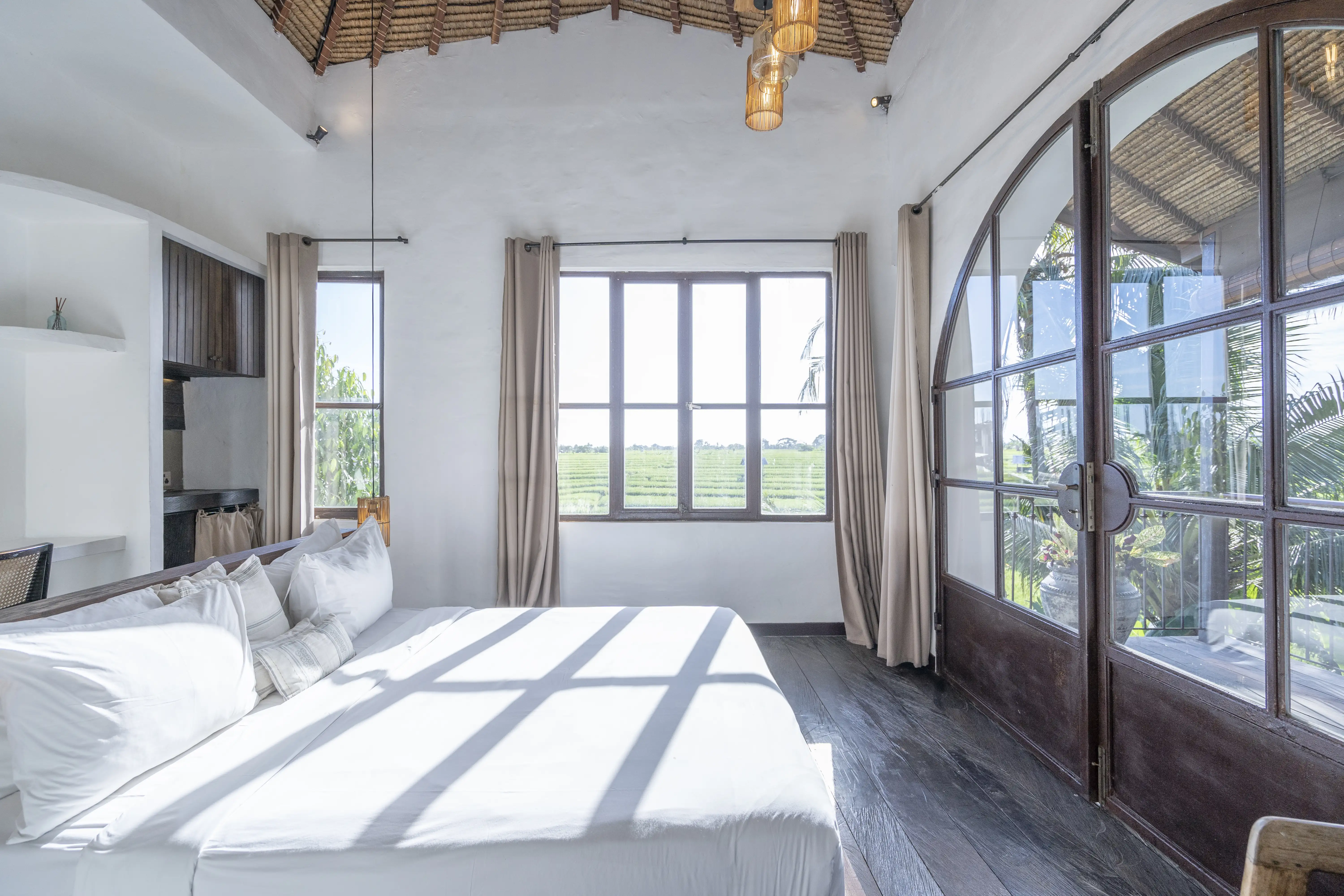 Villa 190m² in Indonesia, Canggu. Priced at 335000$ rent photo-4