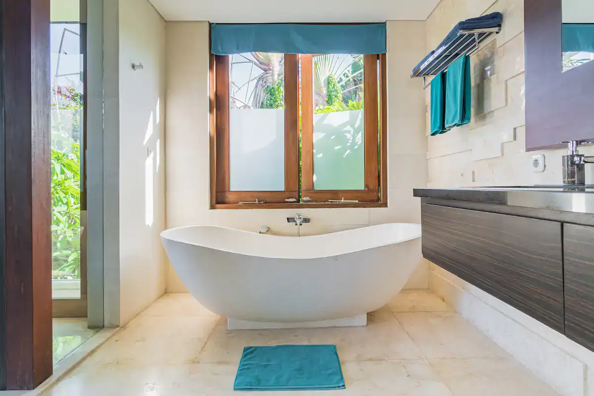Villa 150m² in Indonesia, Seminyak. Priced at 260000$ rent photo-9