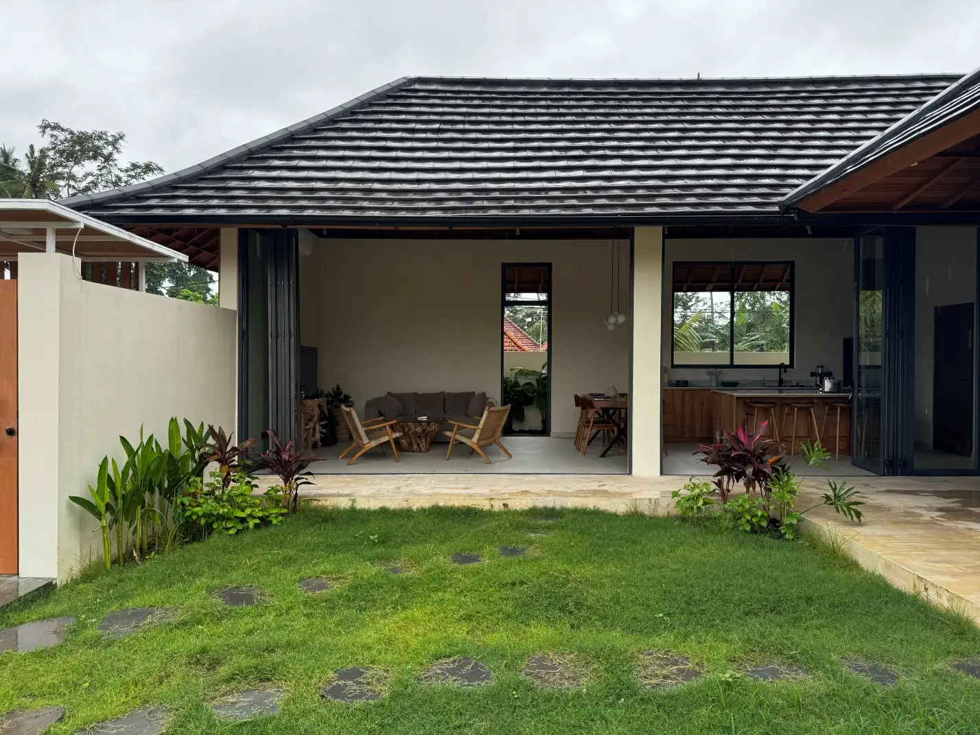 Villa 113m² in Indonesia, Ubud. Priced at 262650$ rent photo-16
