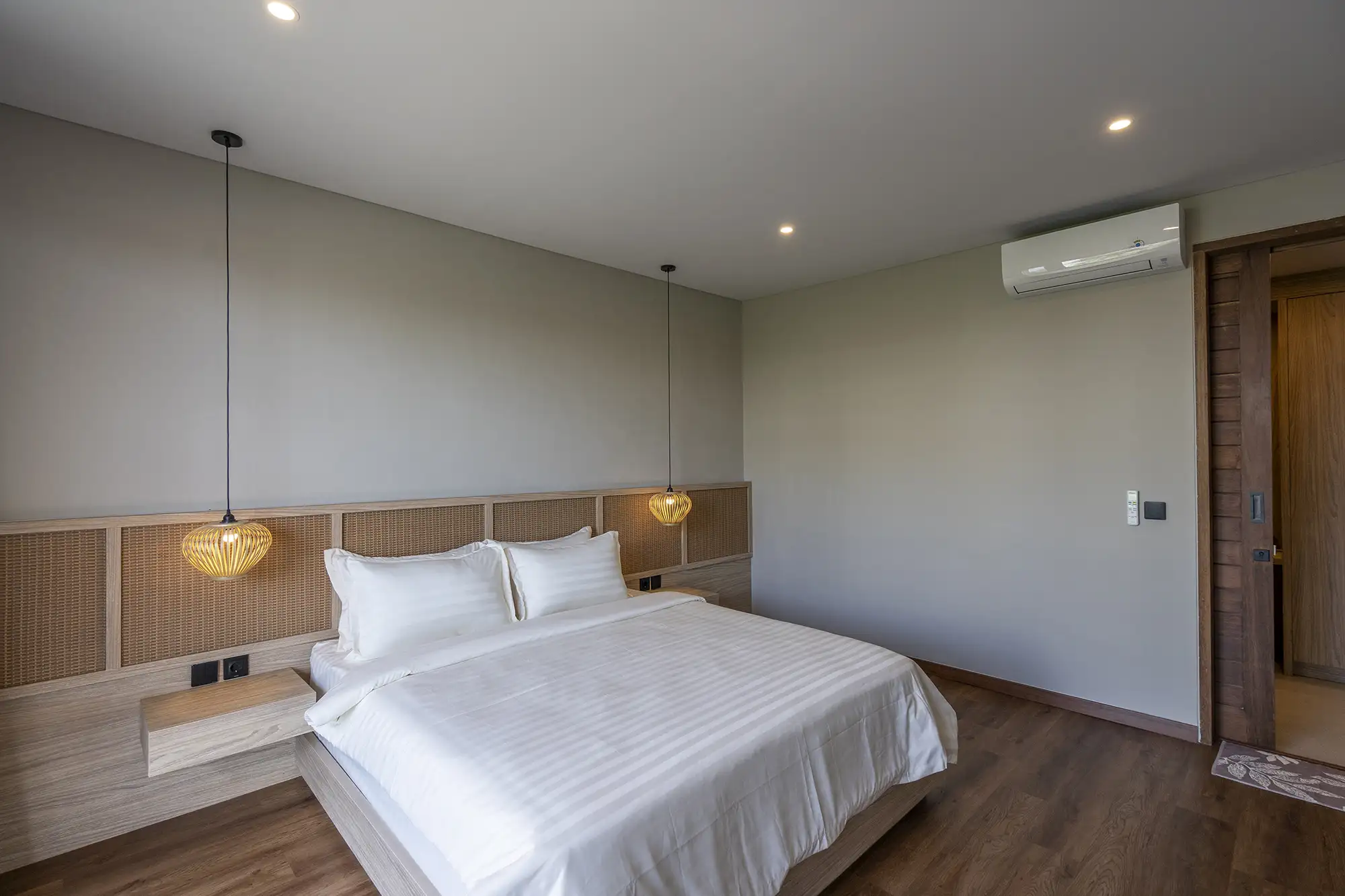 Villa 380m² in Indonesia, Canggu. Priced at 110000$ rent photo-13