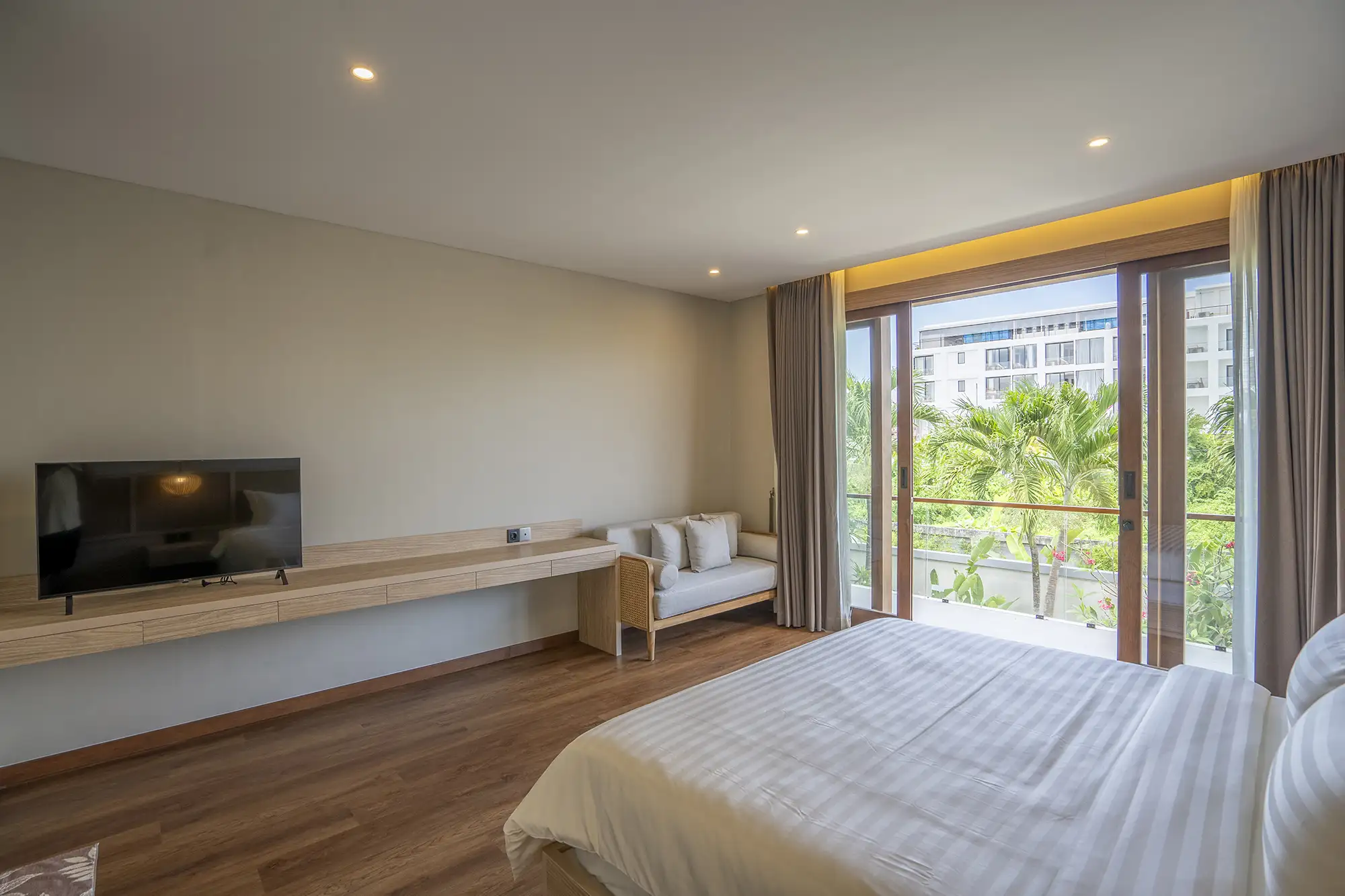 Villa 380m² in Indonesia, Canggu. Priced at 110000$ rent photo-14