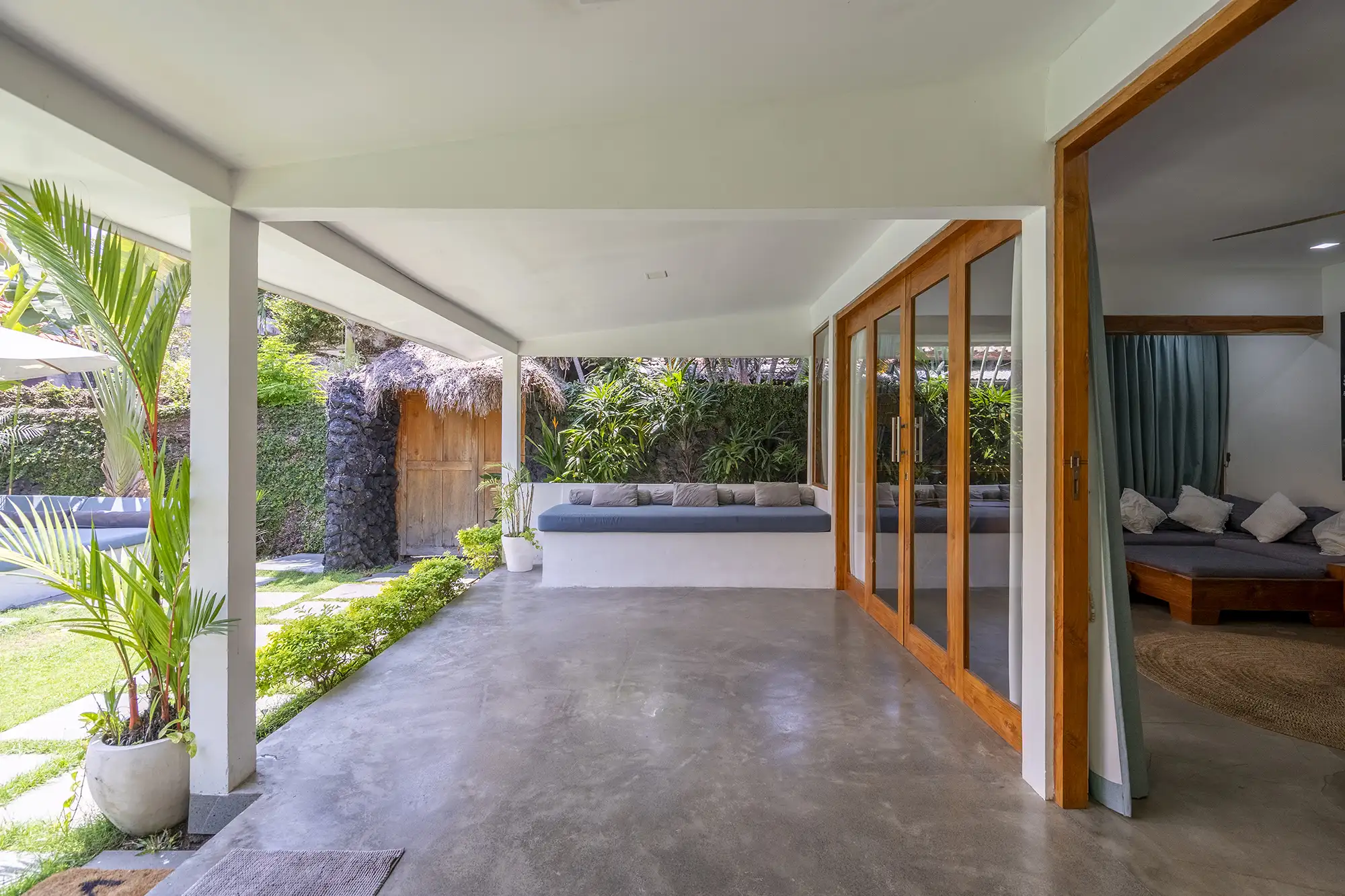 Villa 180m² in Indonesia, Kuta. Priced at 280000$ rent photo-15