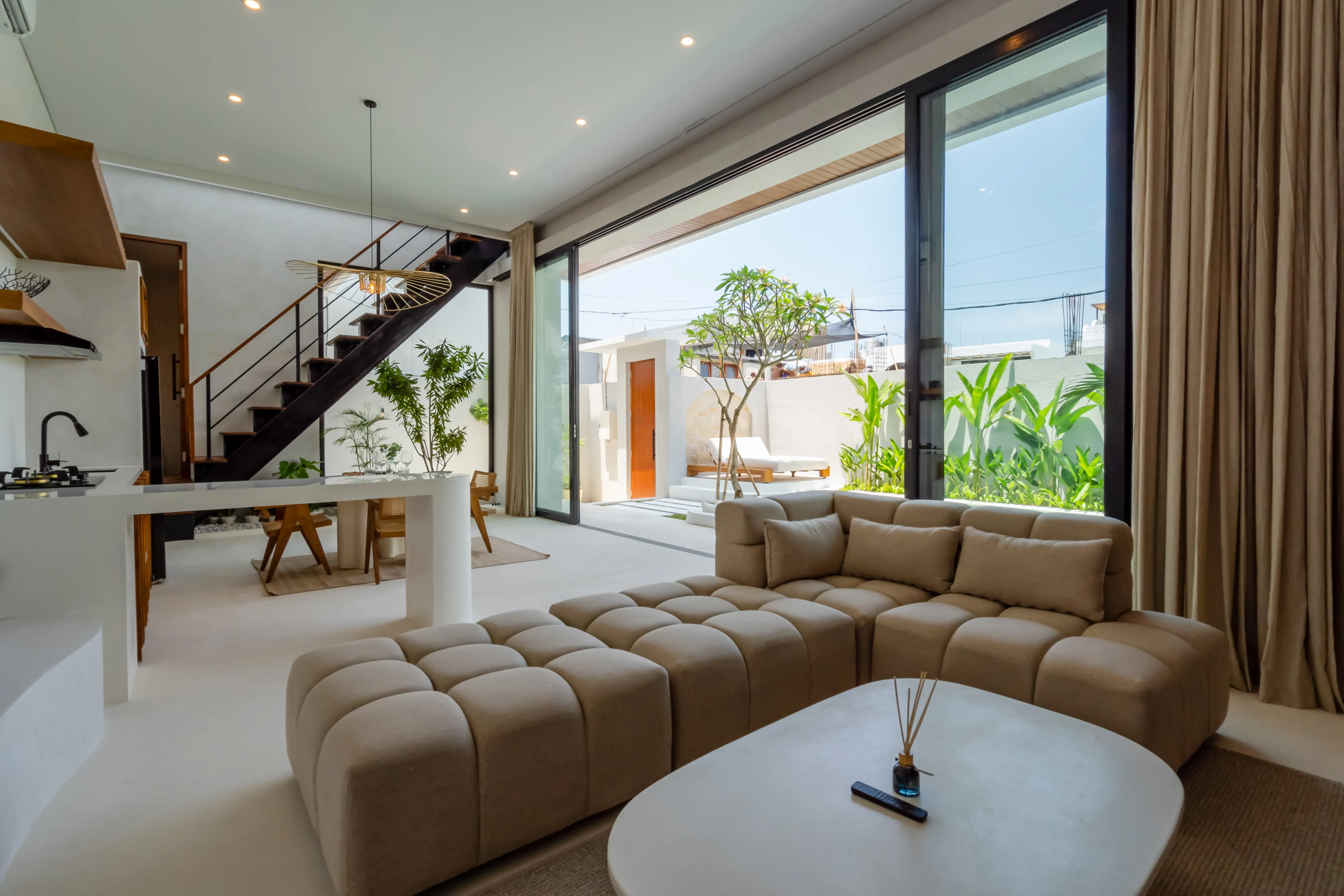 Villa 141m² in Indonesia, Canggu. Priced at 320000$ rent photo-2