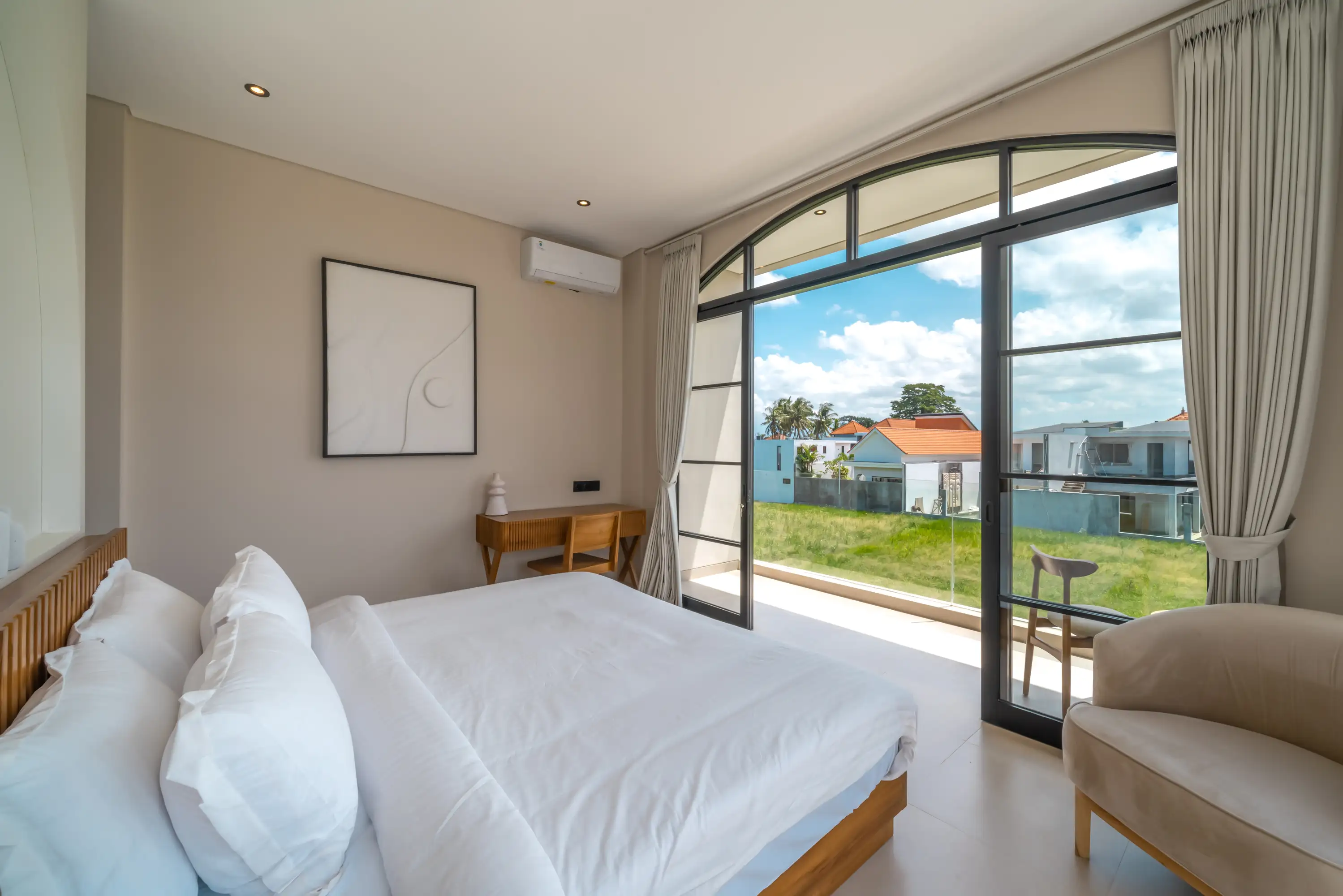 Villa 315m² in Indonesia, Canggu. Priced at 70400$ rent photo-6