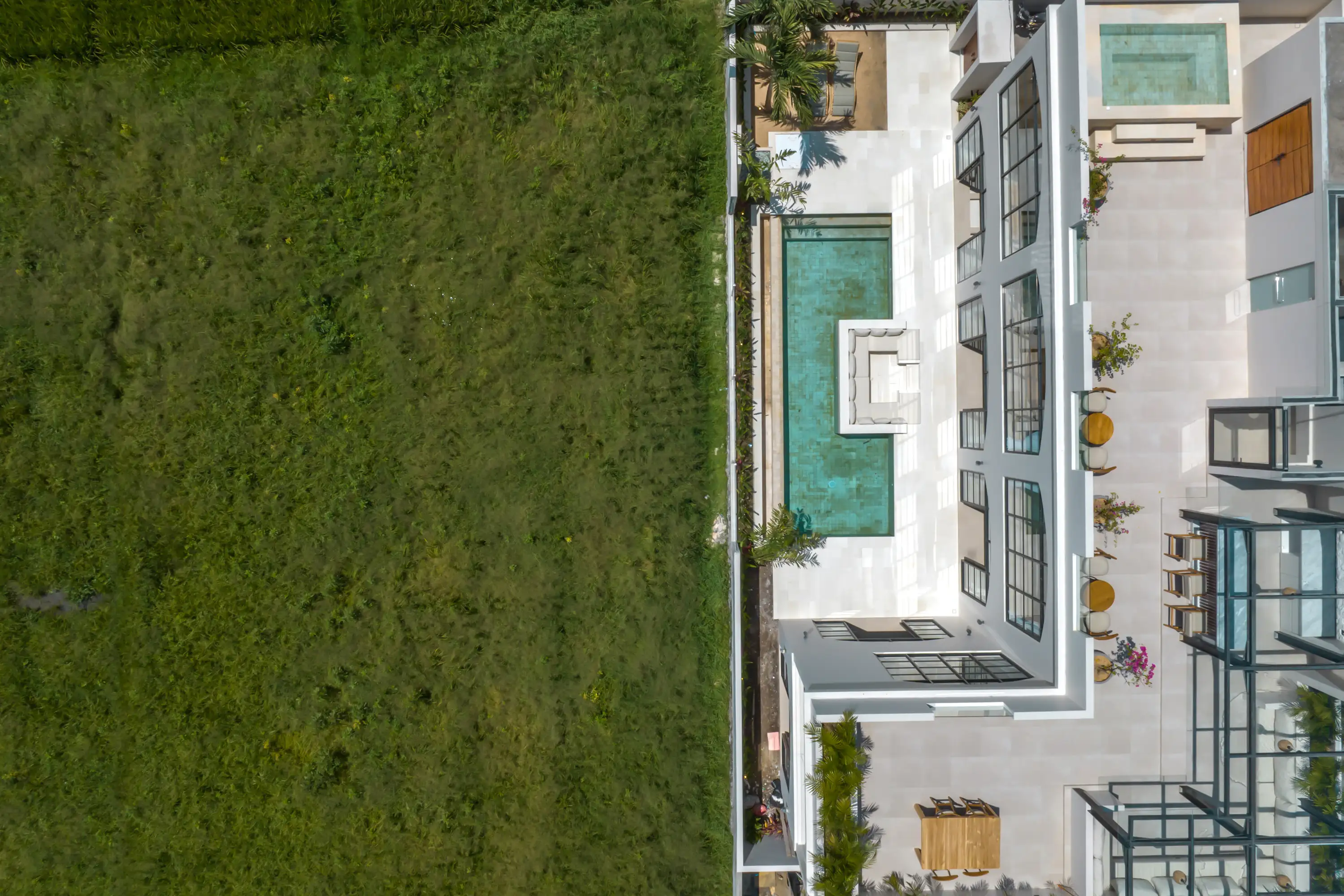 Villa 315m² in Indonesia, Canggu. Priced at 70400$ rent photo-11