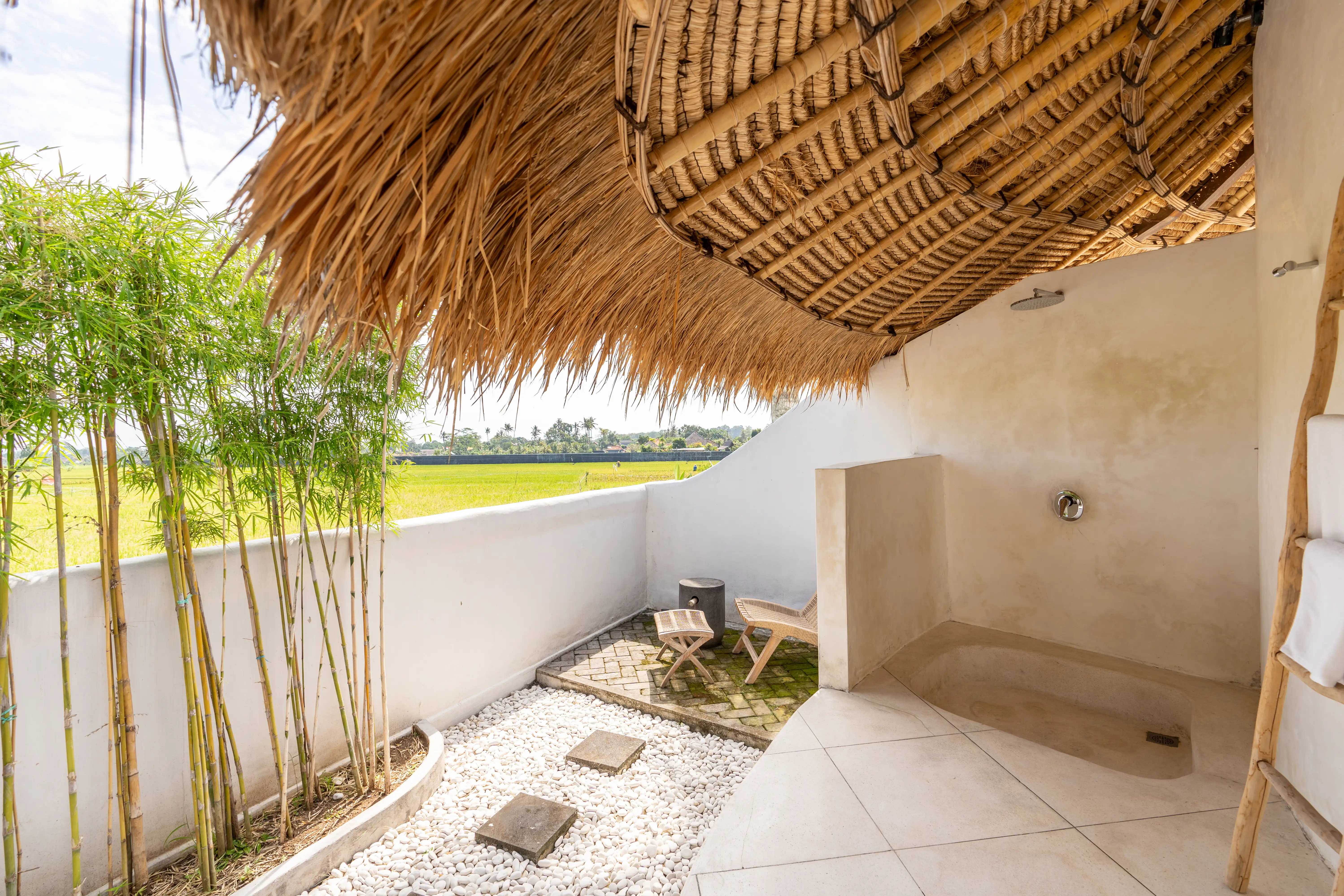 Other Properties 600m² in Indonesia, Tabanan. Priced at 1100000$ rent photo-13