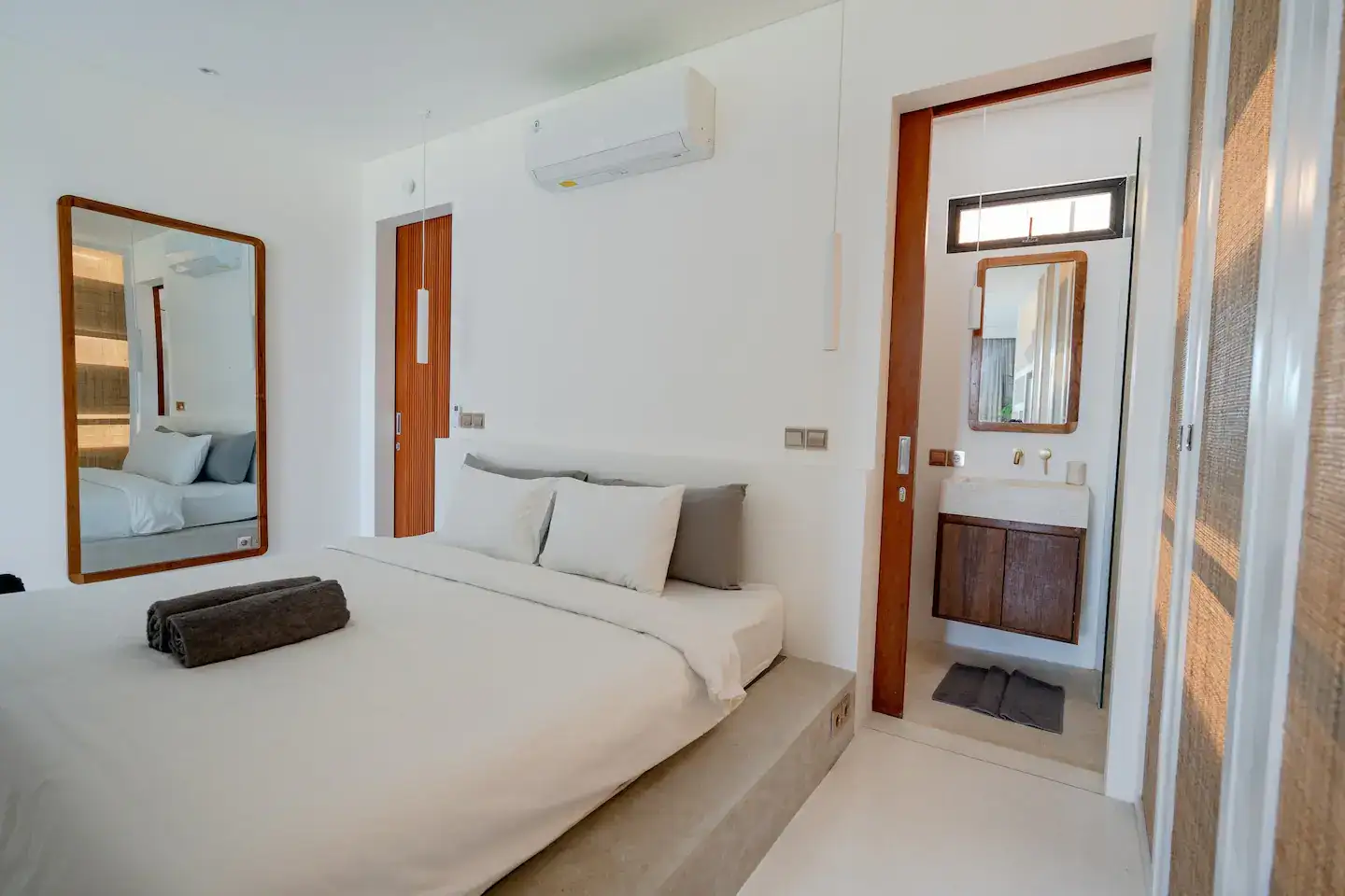 Flat 51m² in Indonesia, Canggu. Priced at 109000$ rent photo-9