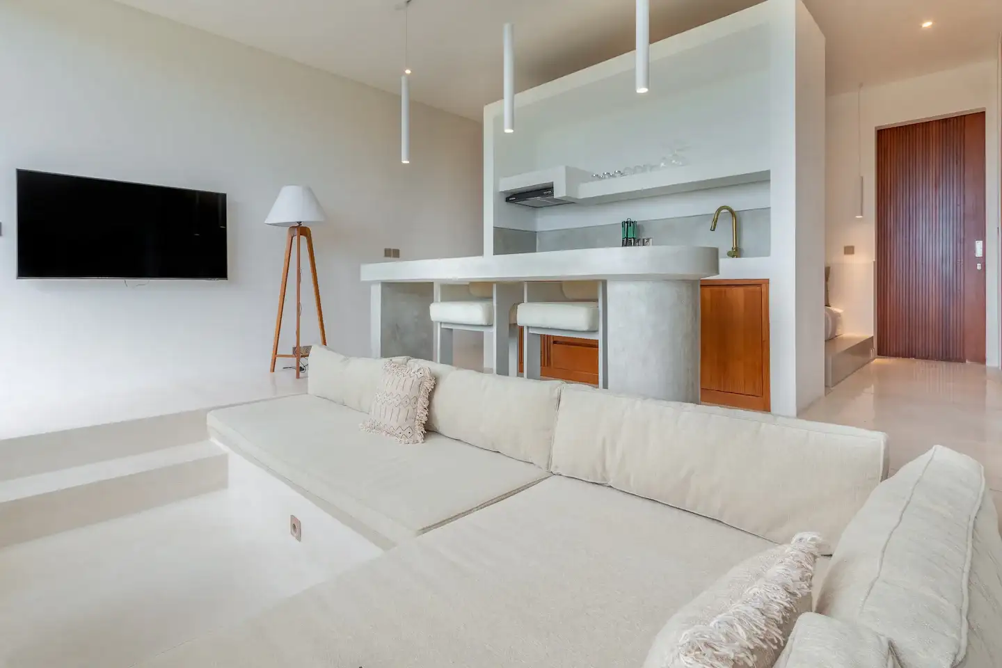 Flat 51m² in Indonesia, Canggu. Priced at 109000$ rent photo-10