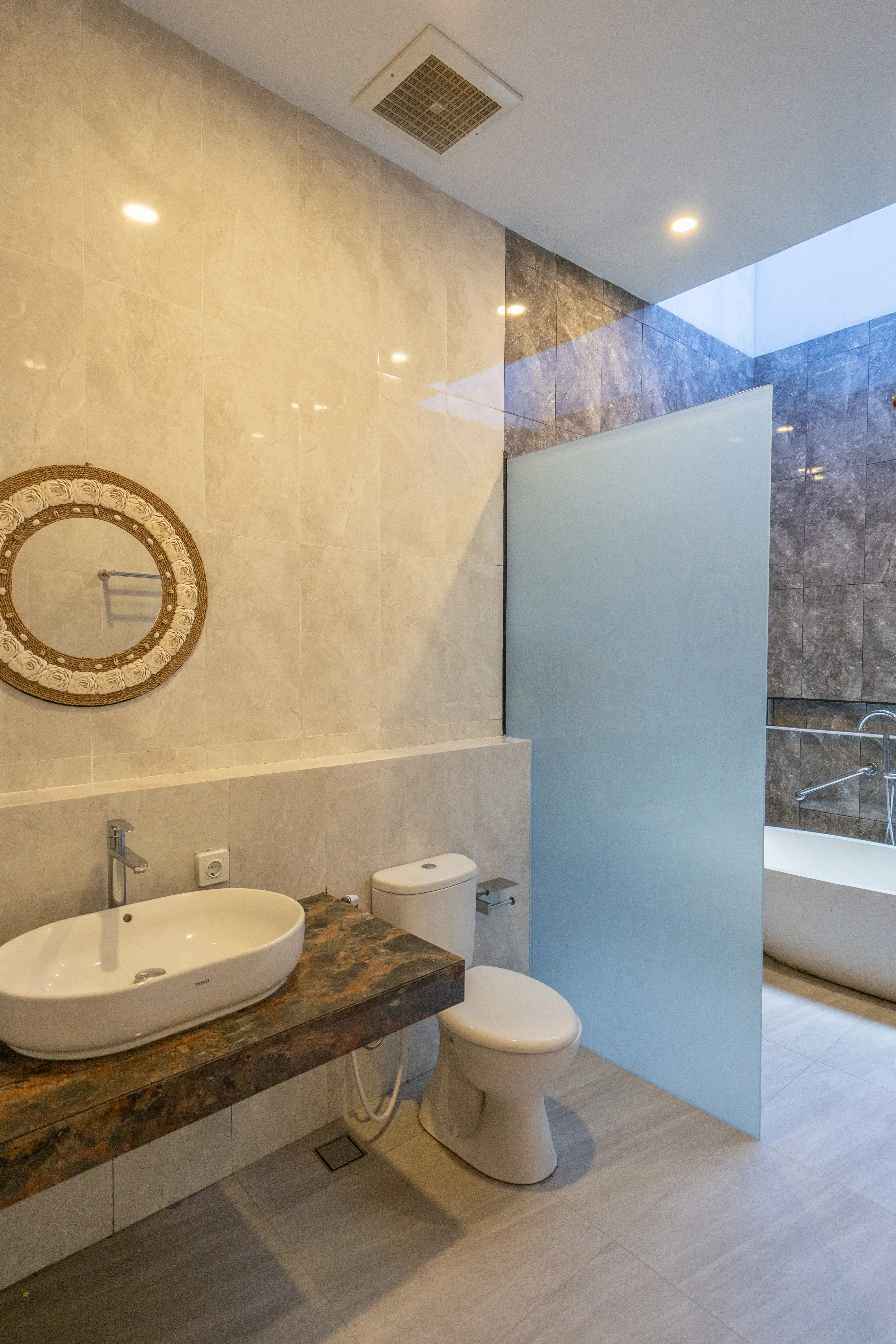 Villa 161m² in Indonesia, Sanur. Priced at 245000$ rent photo-4