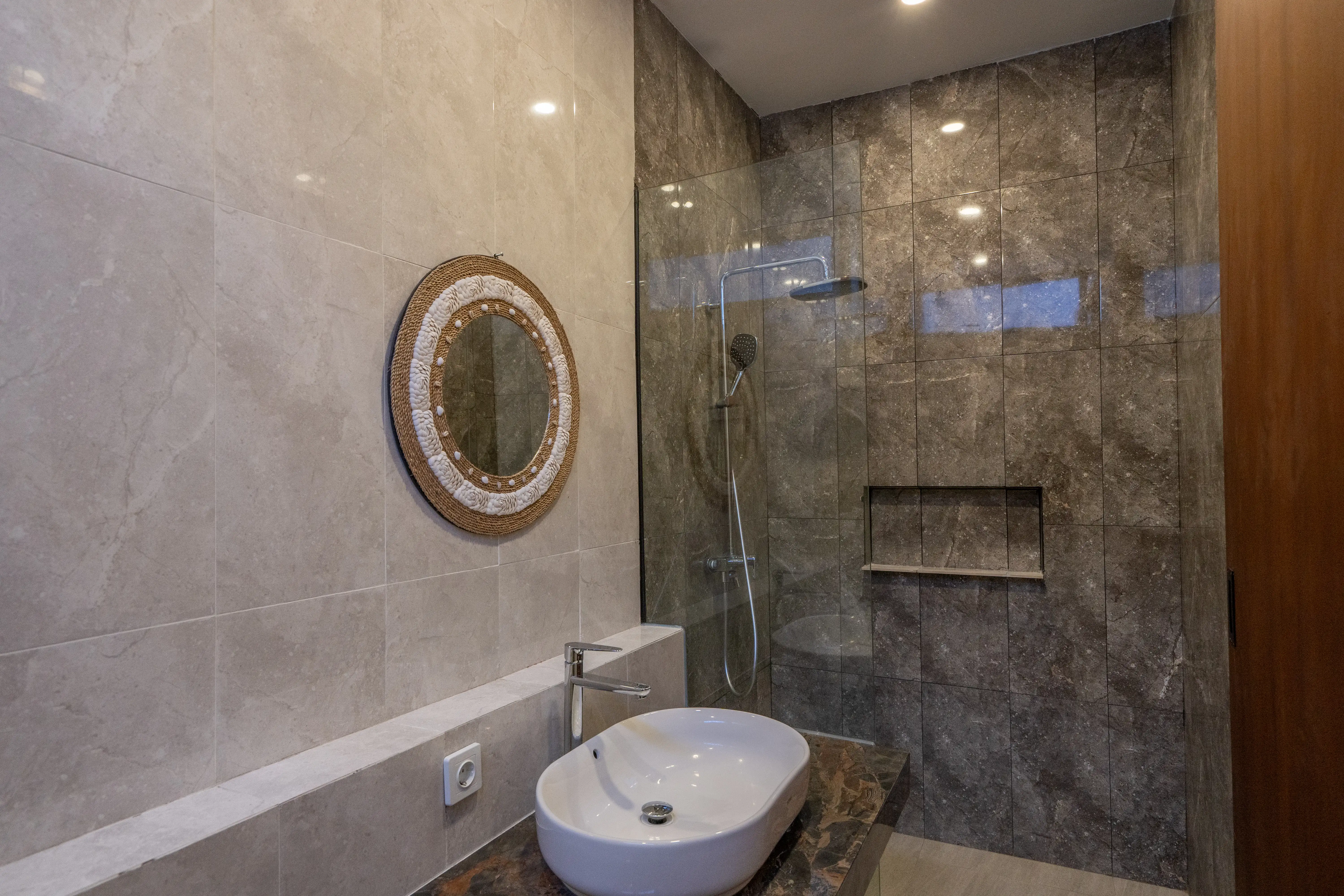Villa 161m² in Indonesia, Sanur. Priced at 245000$ rent photo-6
