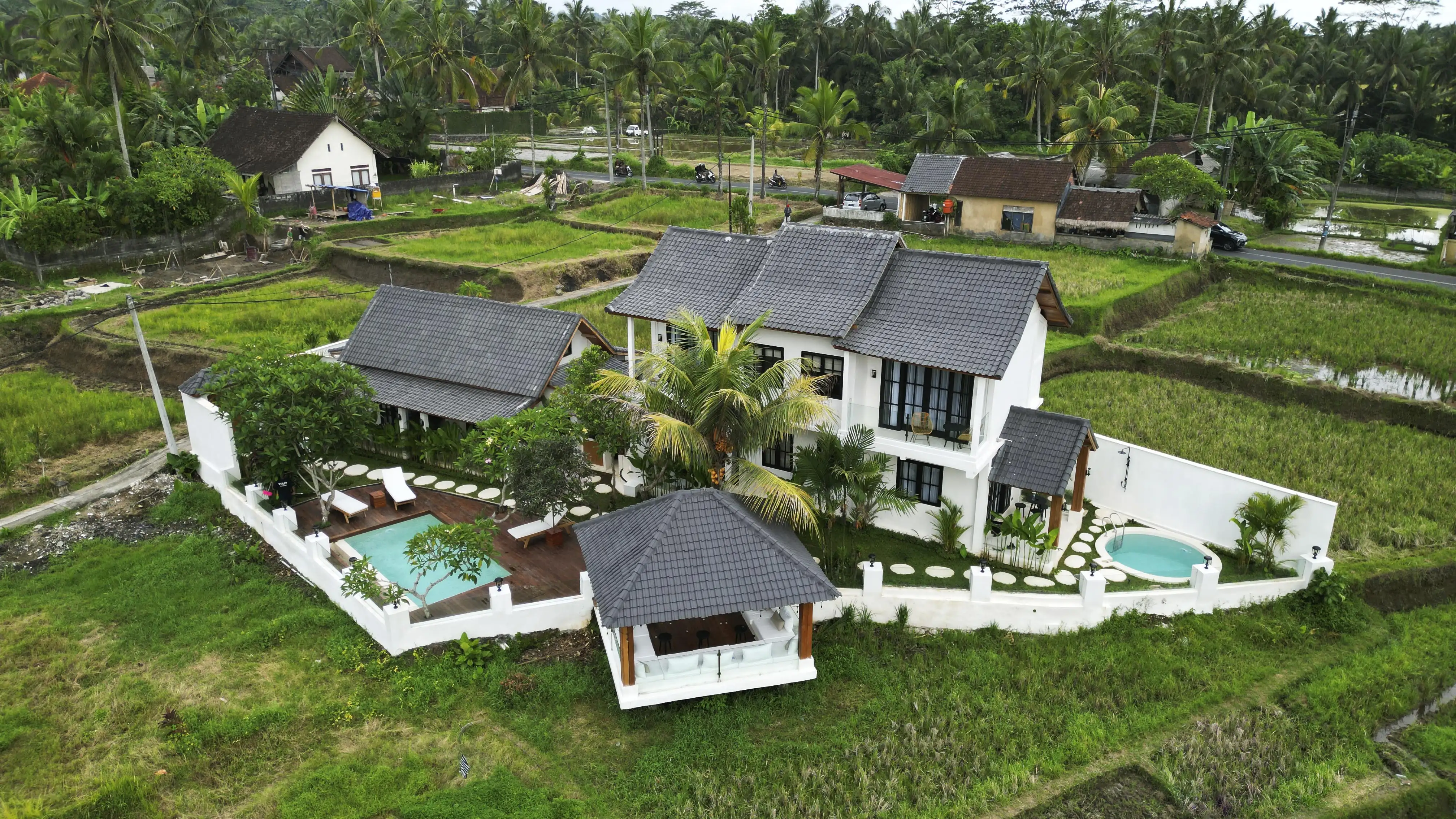 Flat 32m² in Indonesia, Ubud. Priced at 90000$ rent photo-2