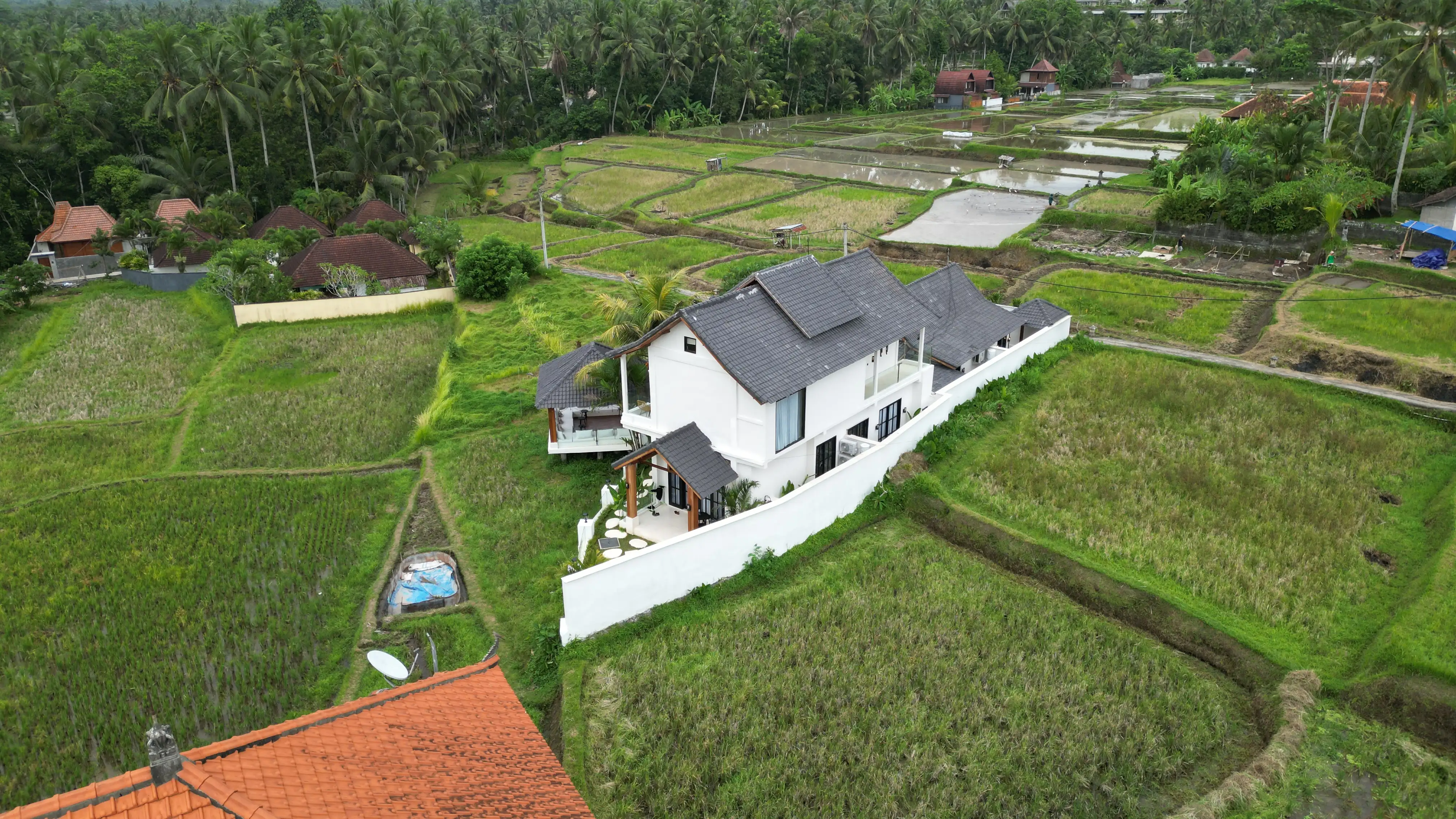 Flat 32m² in Indonesia, Ubud. Priced at 90000$ rent photo-7