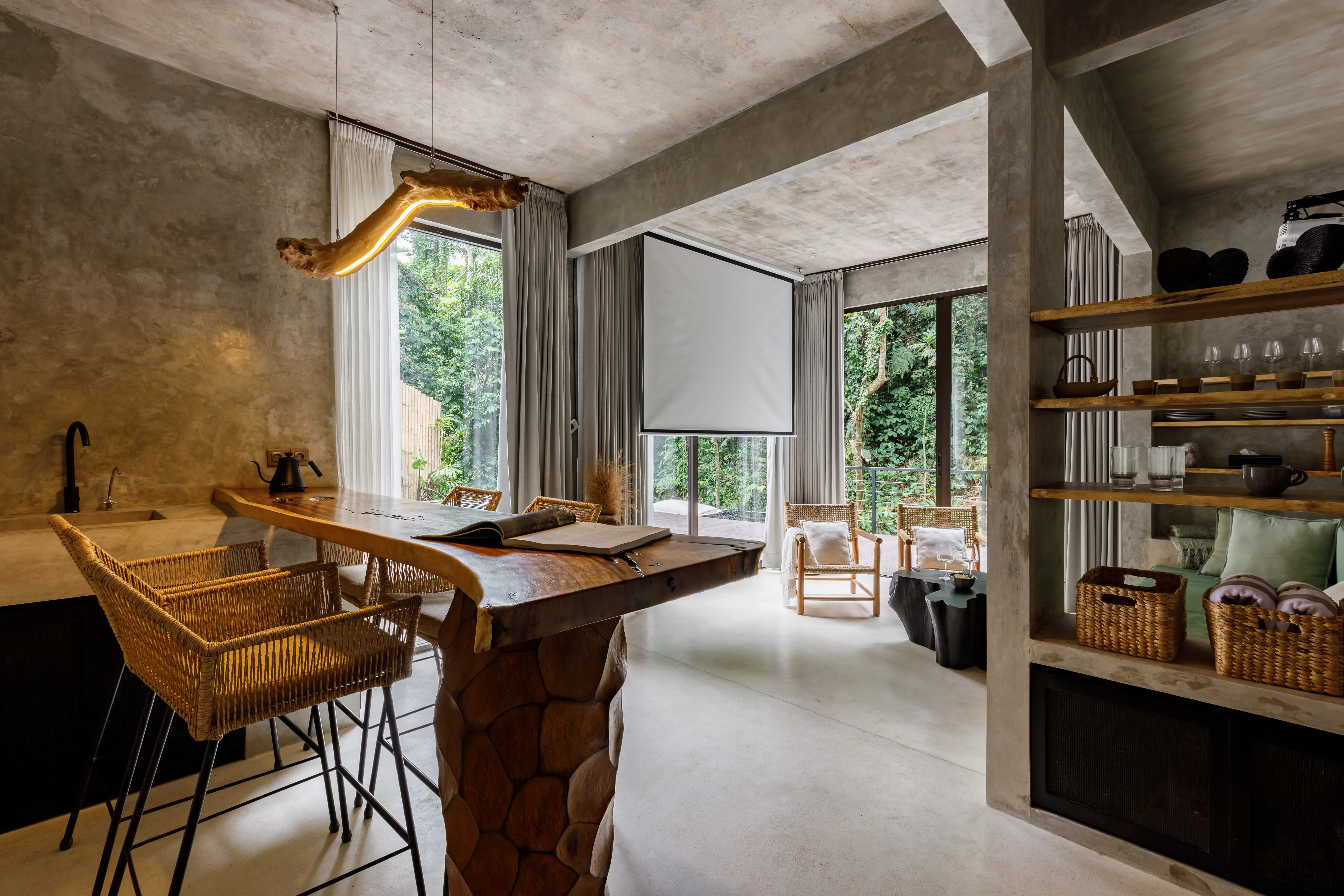 Villa 200m² in Indonesia, Ubud. Priced at 700000$ rent photo-8