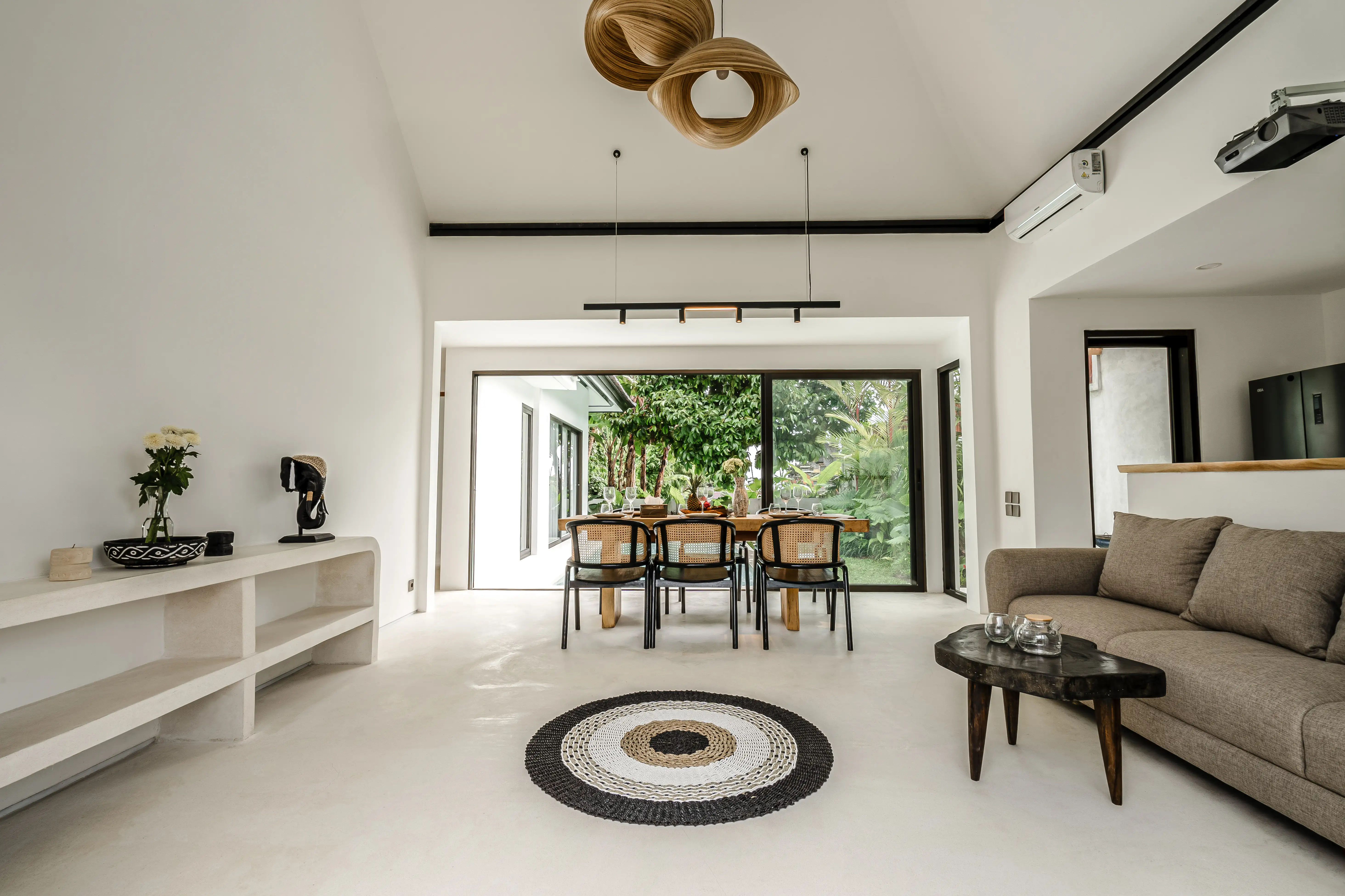 Villa 126m² in Indonesia, Ubud. Priced at 315000$ rent photo-1