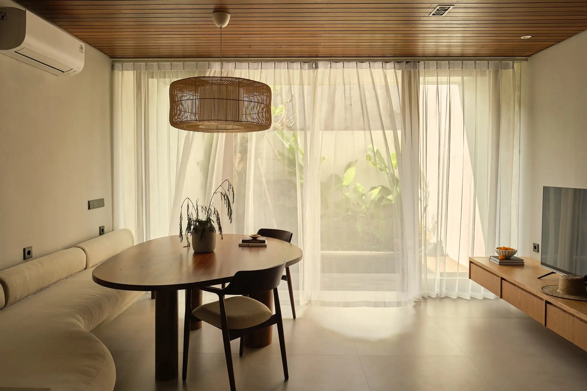 Villa 102m² in Indonesia, Canggu. Priced at 204211$ rent photo-2