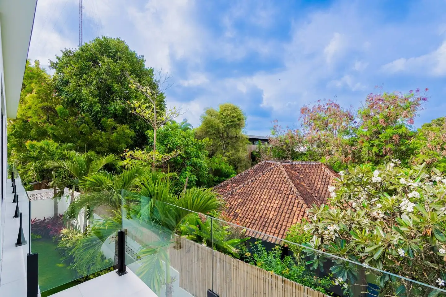 Villa 230m² in Indonesia, Canggu. Priced at 489000$ rent photo-2