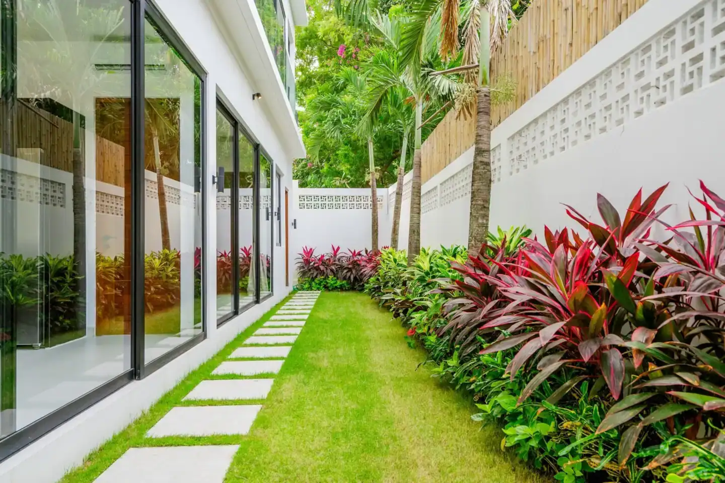 Villa 230m² in Indonesia, Canggu. Priced at 489000$ rent photo-3