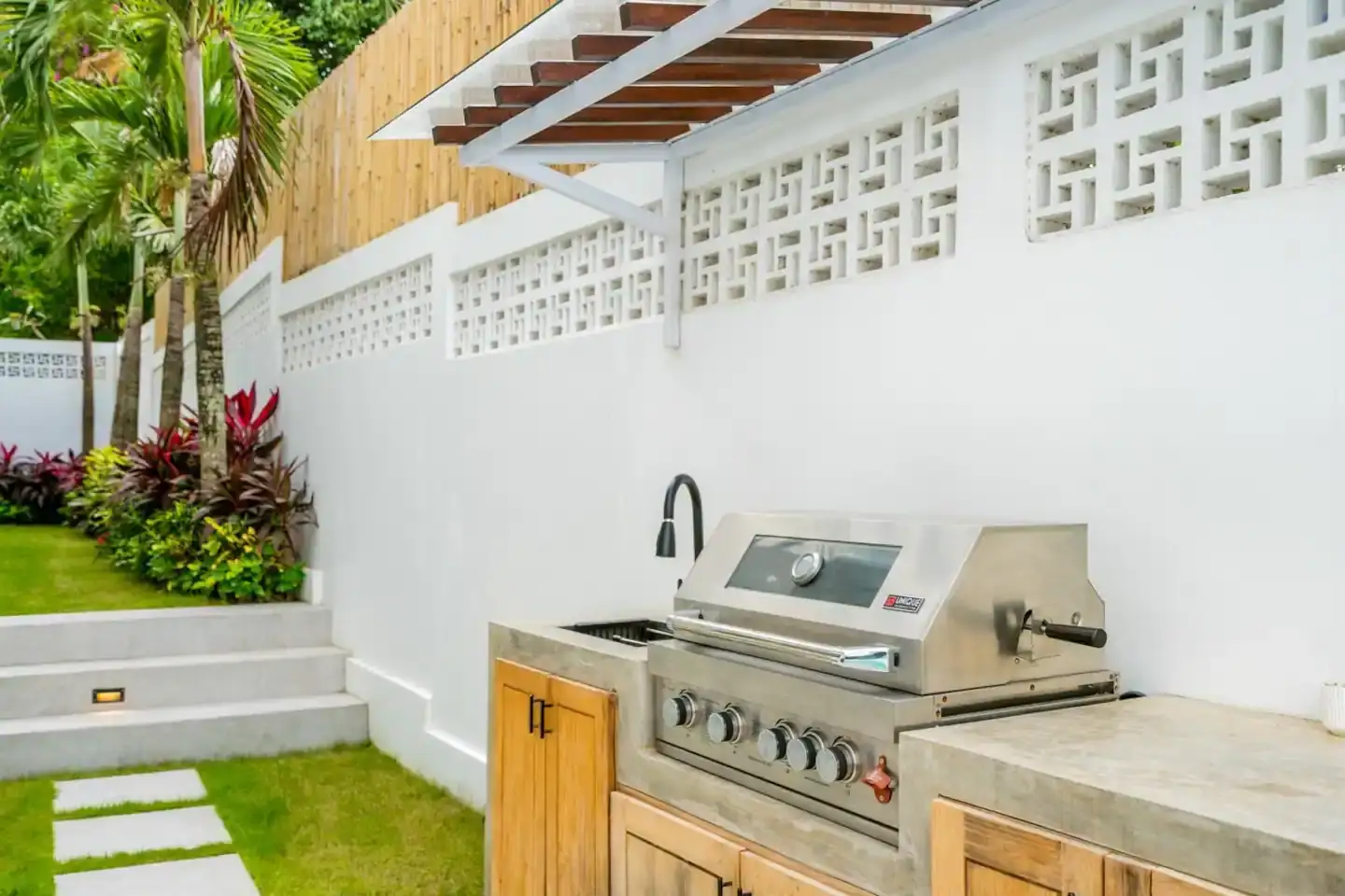 Villa 230m² in Indonesia, Canggu. Priced at 489000$ rent photo-4