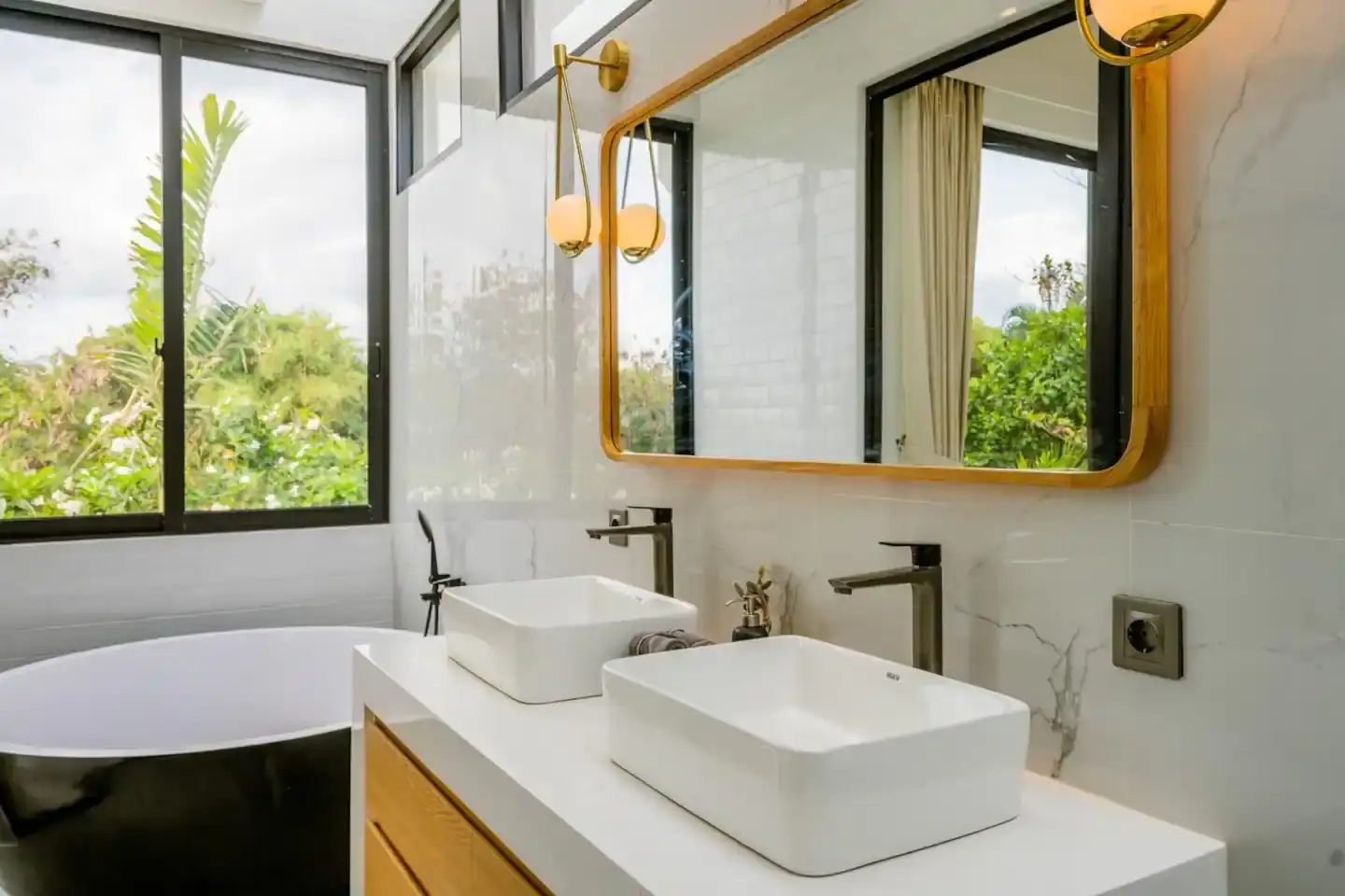 Villa 230m² in Indonesia, Canggu. Priced at 489000$ rent photo-5