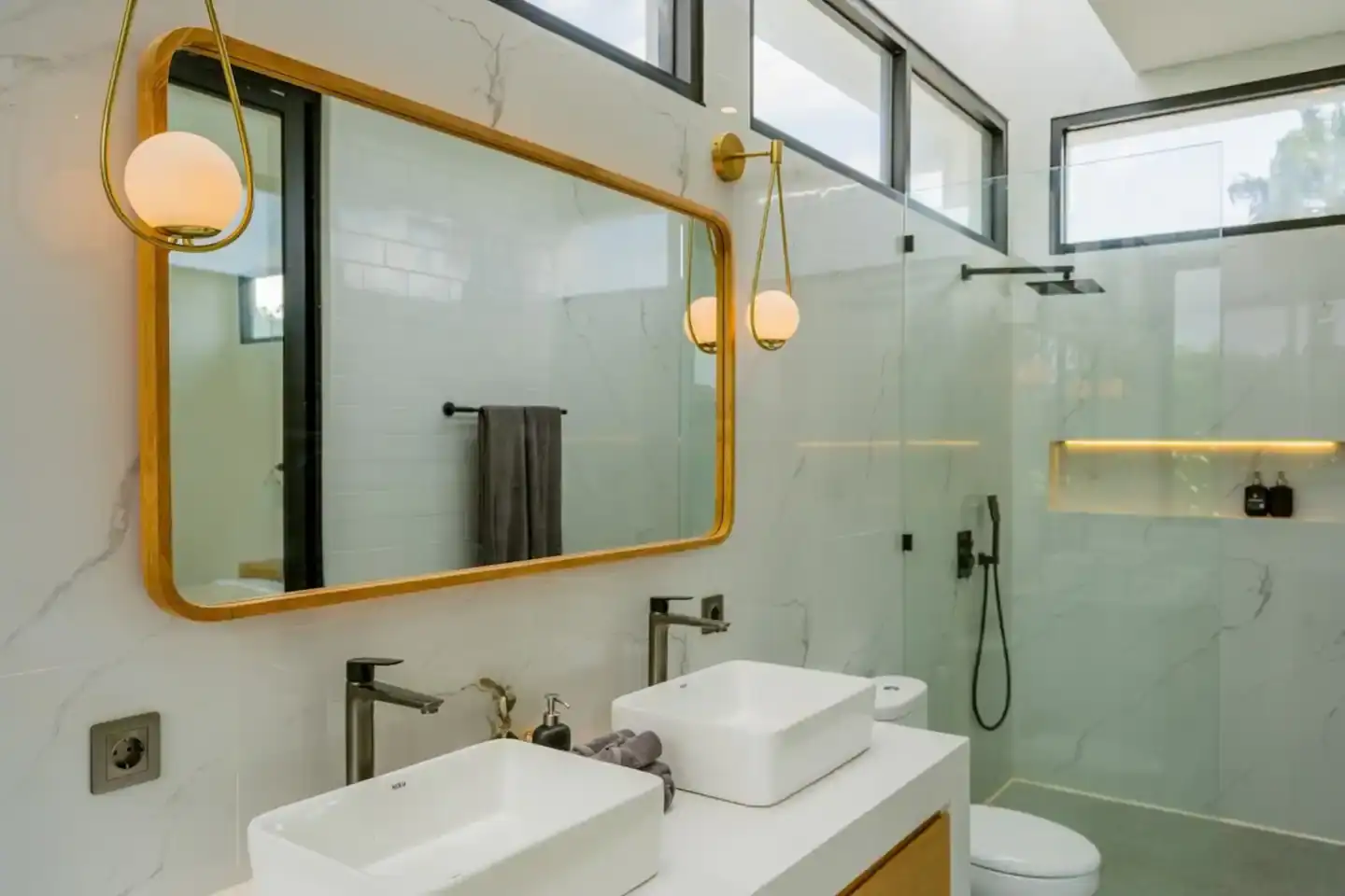Villa 230m² in Indonesia, Canggu. Priced at 489000$ rent photo-6