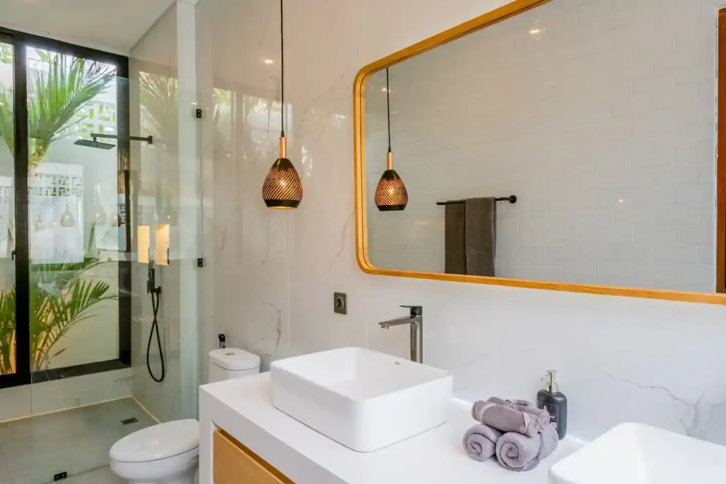 Villa 230m² in Indonesia, Canggu. Priced at 489000$ rent photo-8