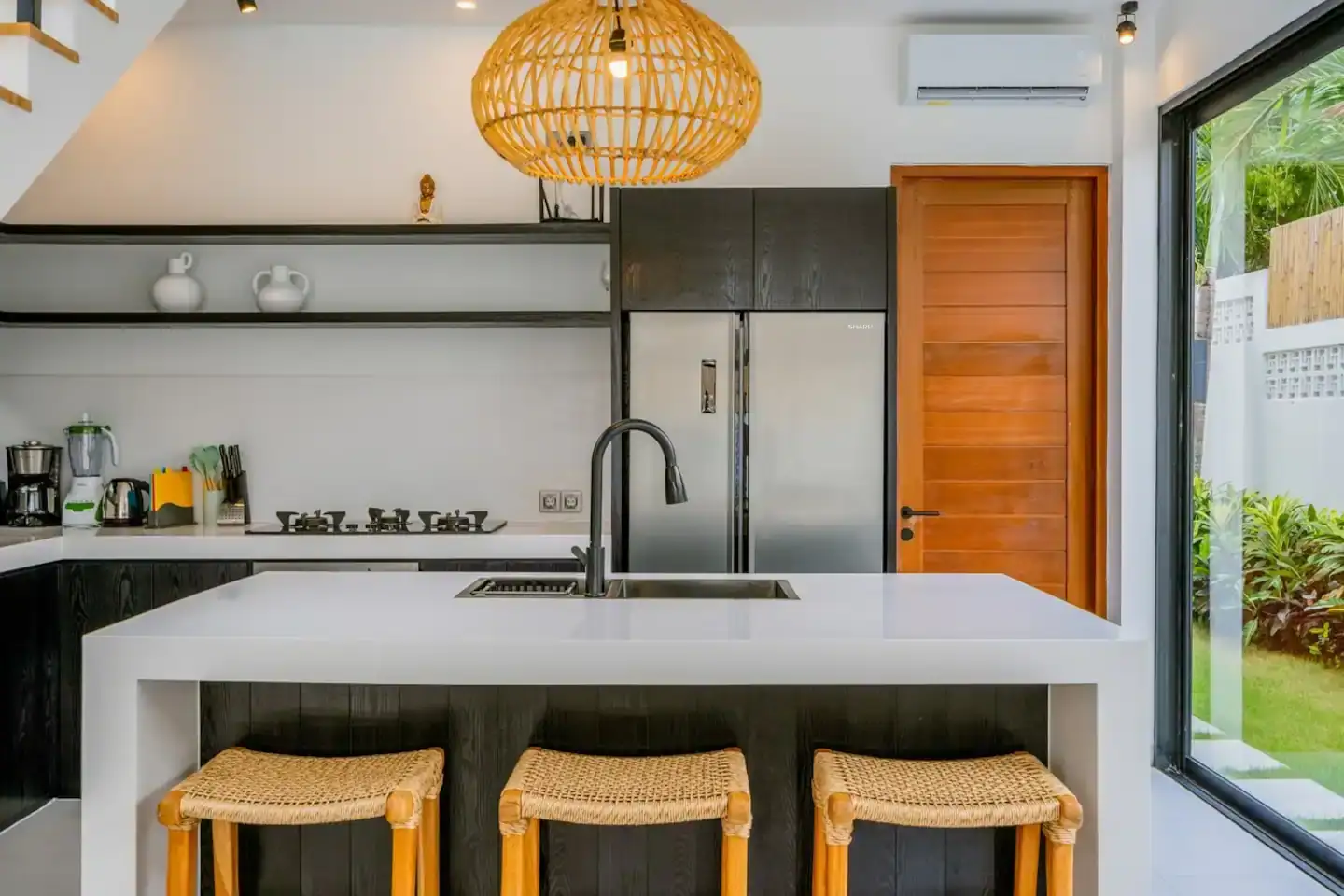 Villa 230m² in Indonesia, Canggu. Priced at 489000$ rent photo-16