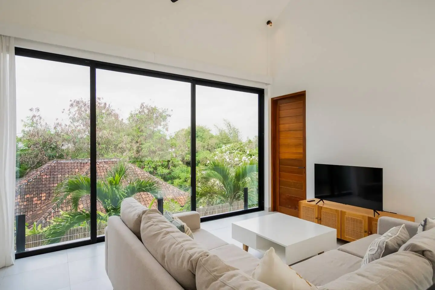 Villa 230m² in Indonesia, Canggu. Priced at 489000$ rent photo-19