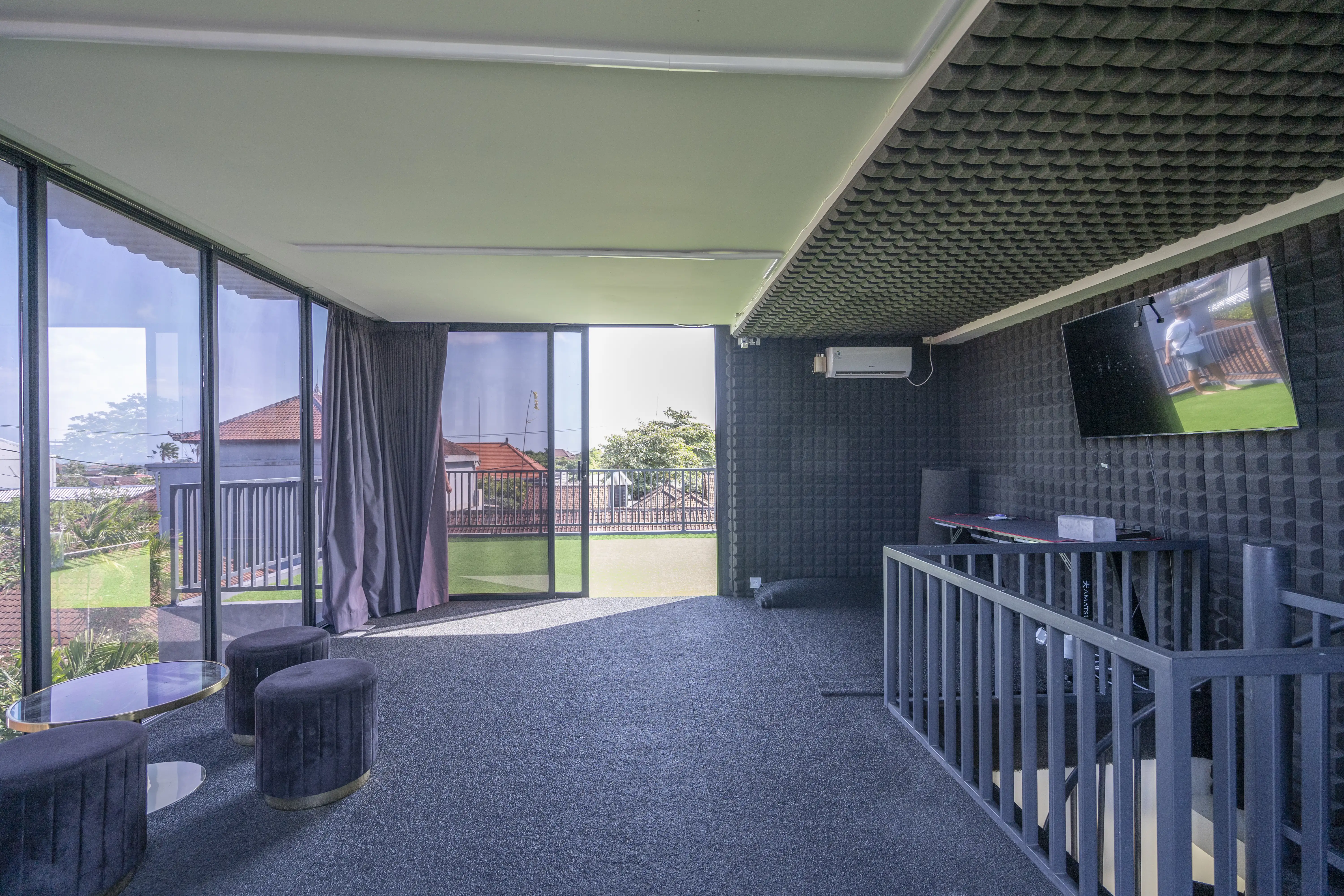 Villa 215m² in Indonesia, Kerobokan. Priced at 325000$ rent photo-7