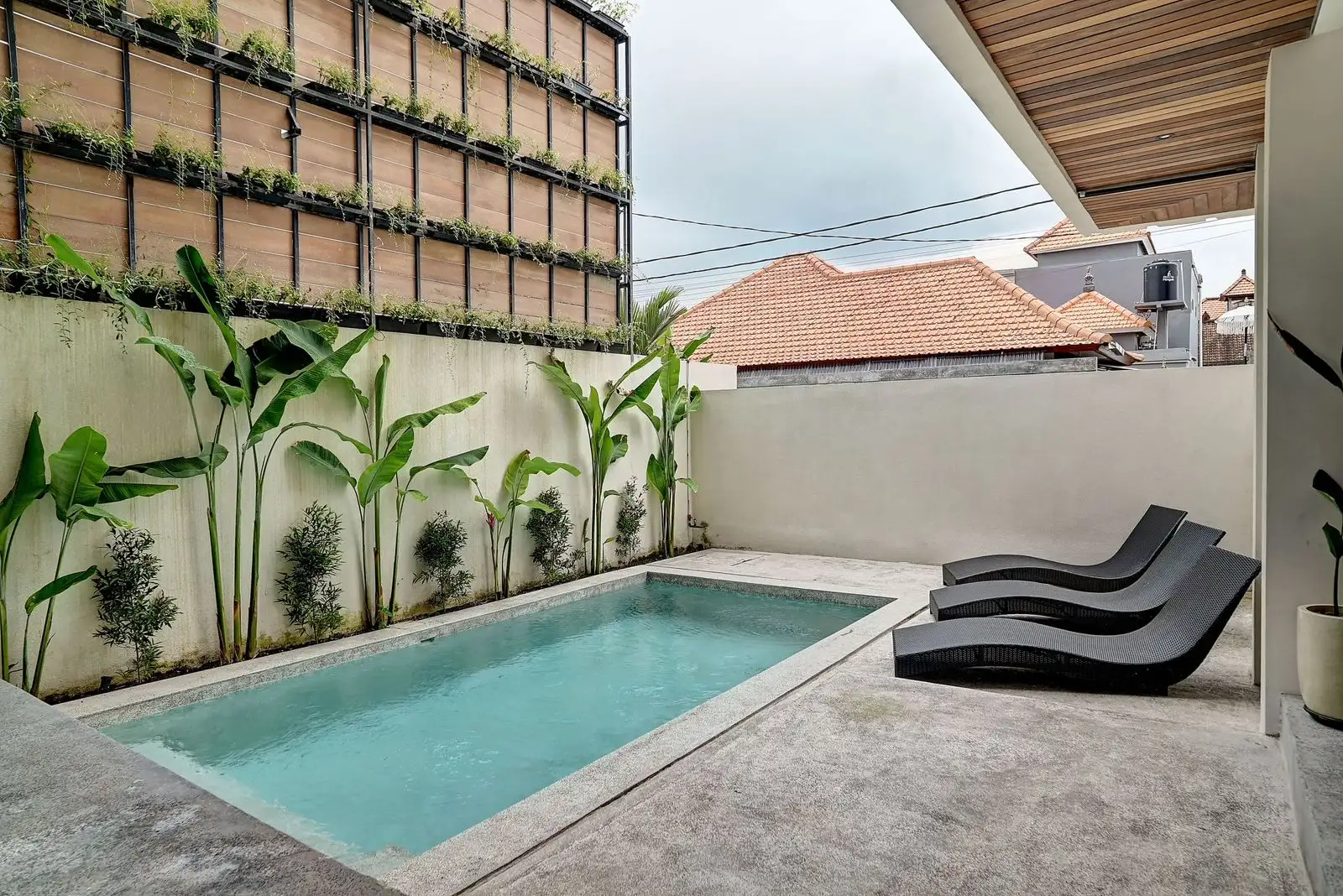 Flat 35m² in Indonesia, Canggu. Priced at 119000$ rent photo-1