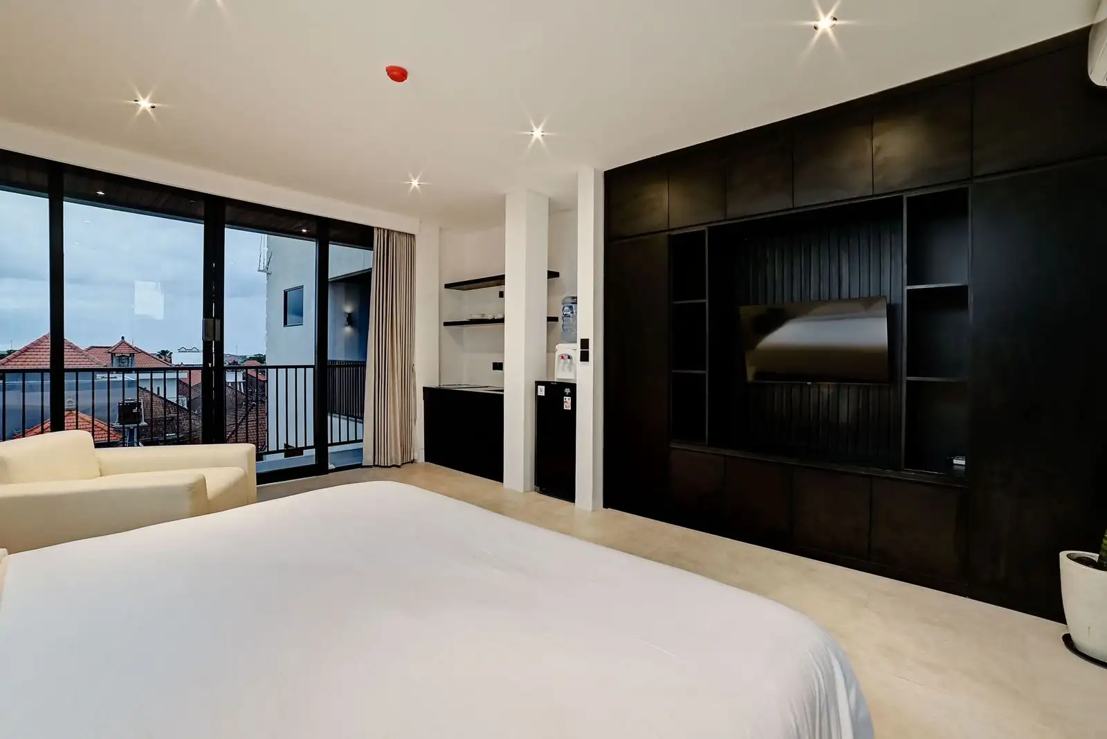 Flat 35m² in Indonesia, Canggu. Priced at 119000$ rent photo-2