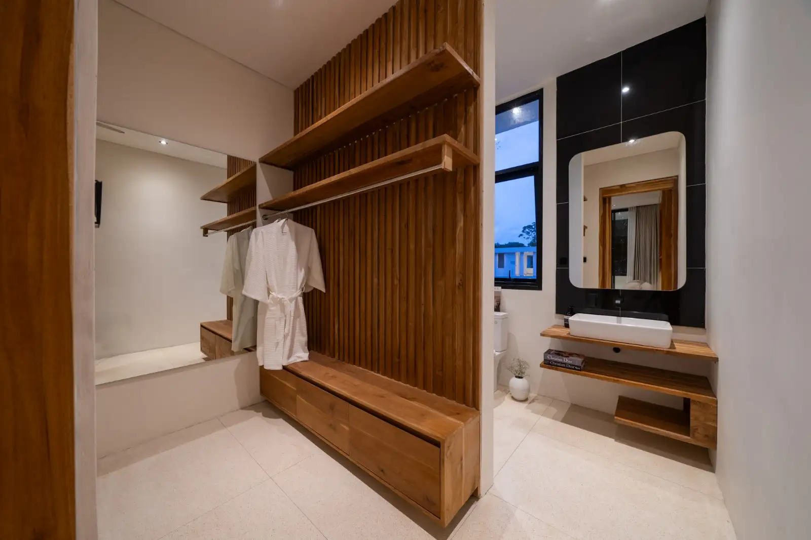 Villa 225m² in Indonesia, Bukit. Priced at 350000$ rent photo-6