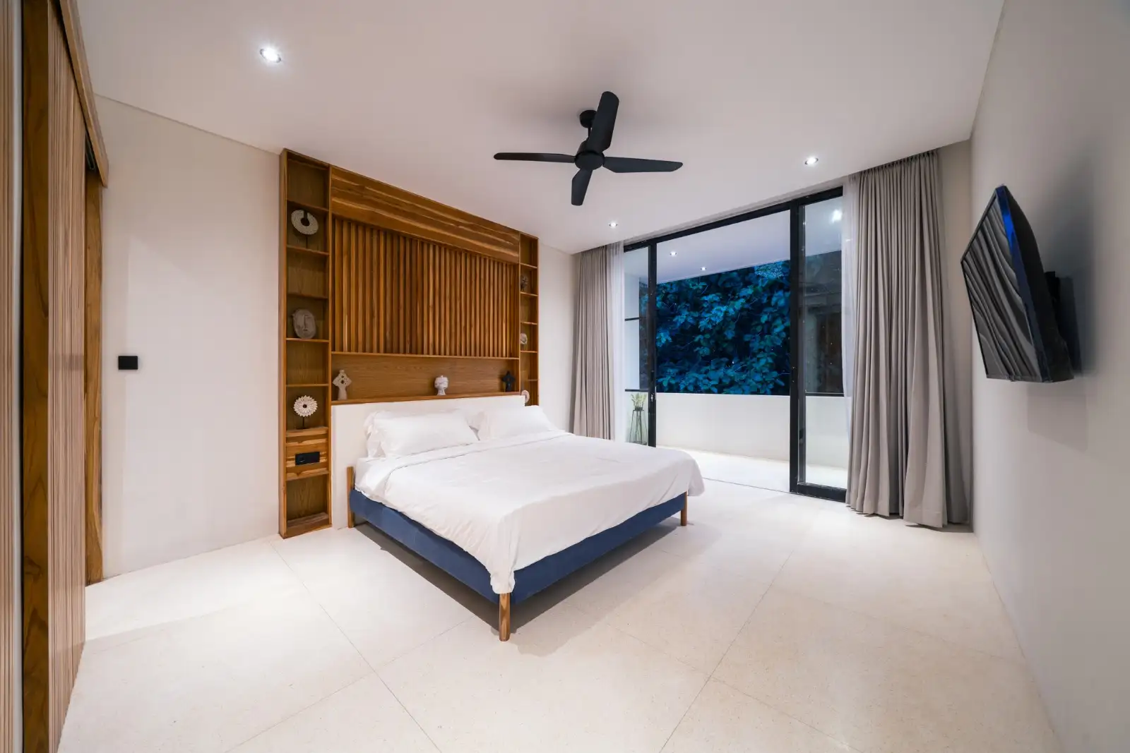 Villa 225m² in Indonesia, Bukit. Priced at 350000$ rent photo-7