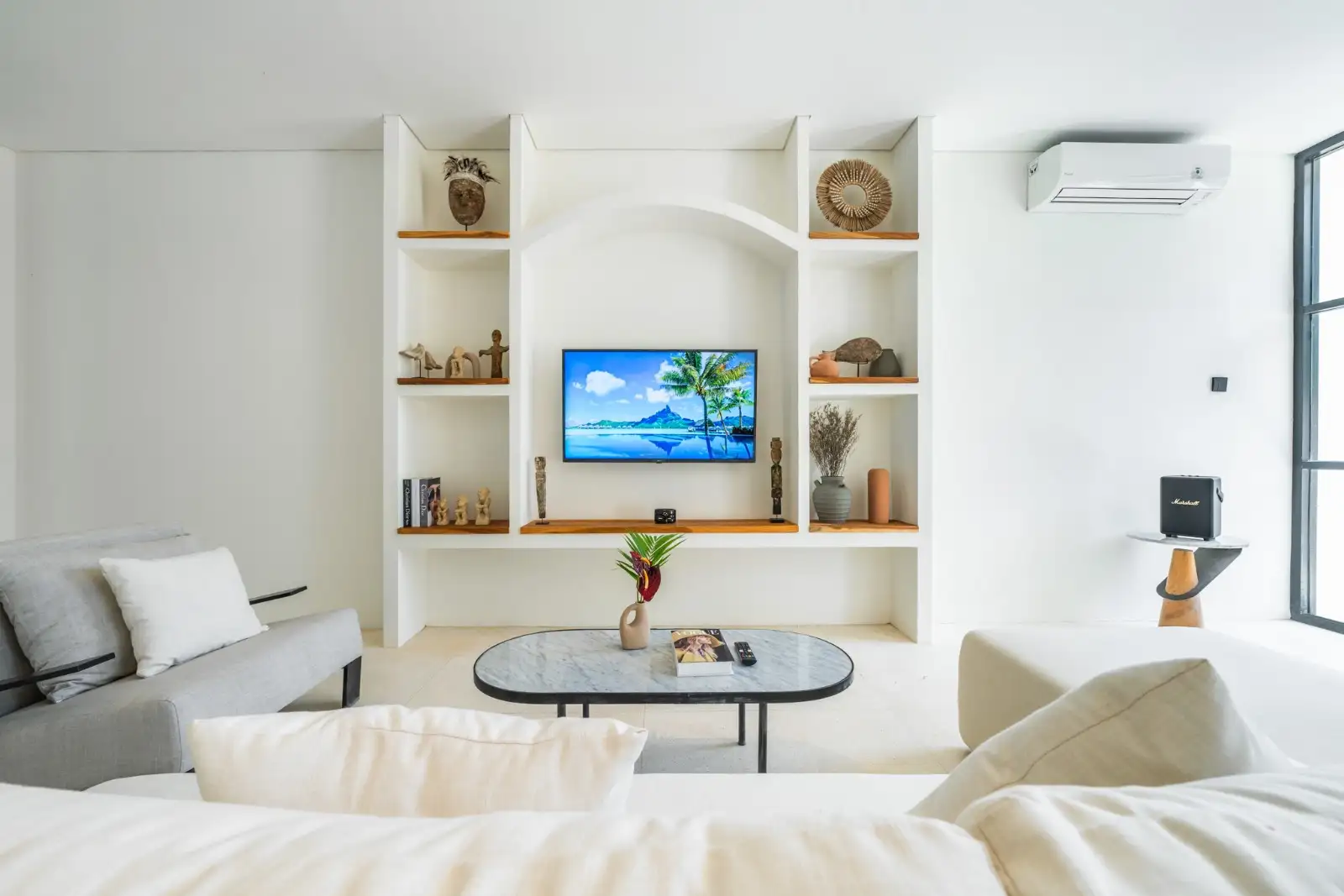 Villa 225m² in Indonesia, Bukit. Priced at 350000$ rent photo-12