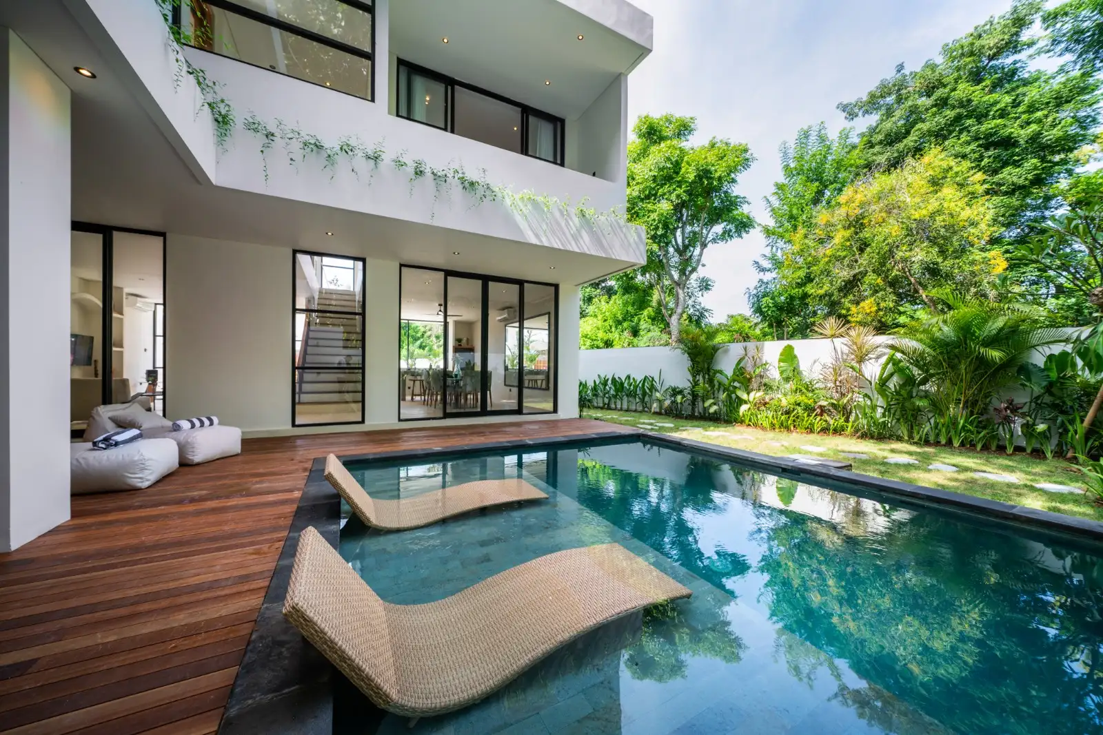 Villa 225m² in Indonesia, Bukit. Priced at 350000$ rent photo-16