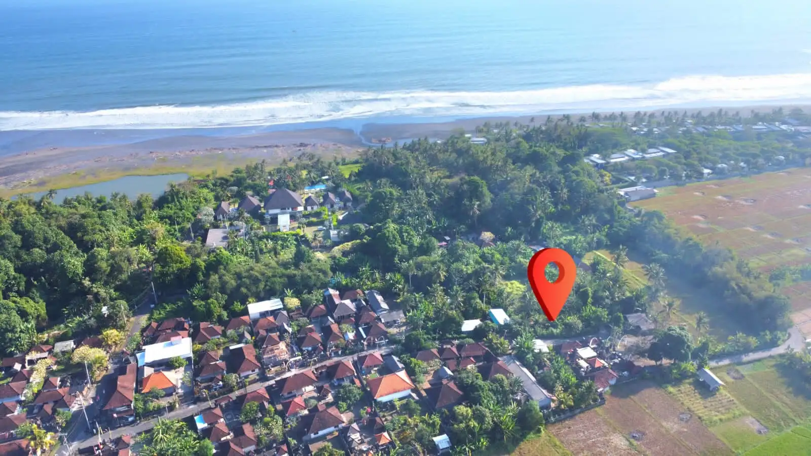 Land 0m² in Indonesia, Tabanan. Priced at 184057$ rent photo-1