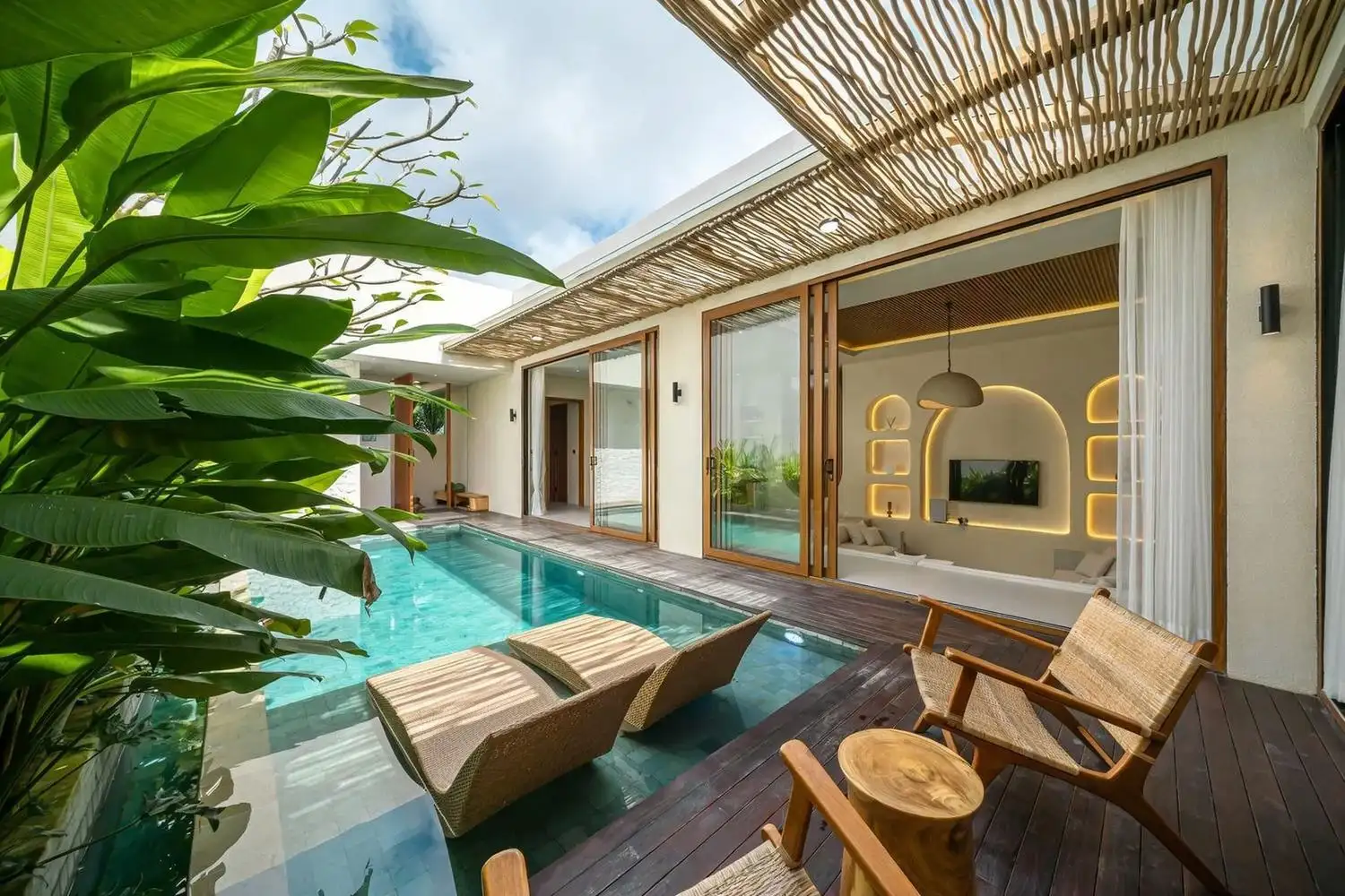 Villa 151m² in Indonesia, Bukit. Priced at 330000$ rent photo-13