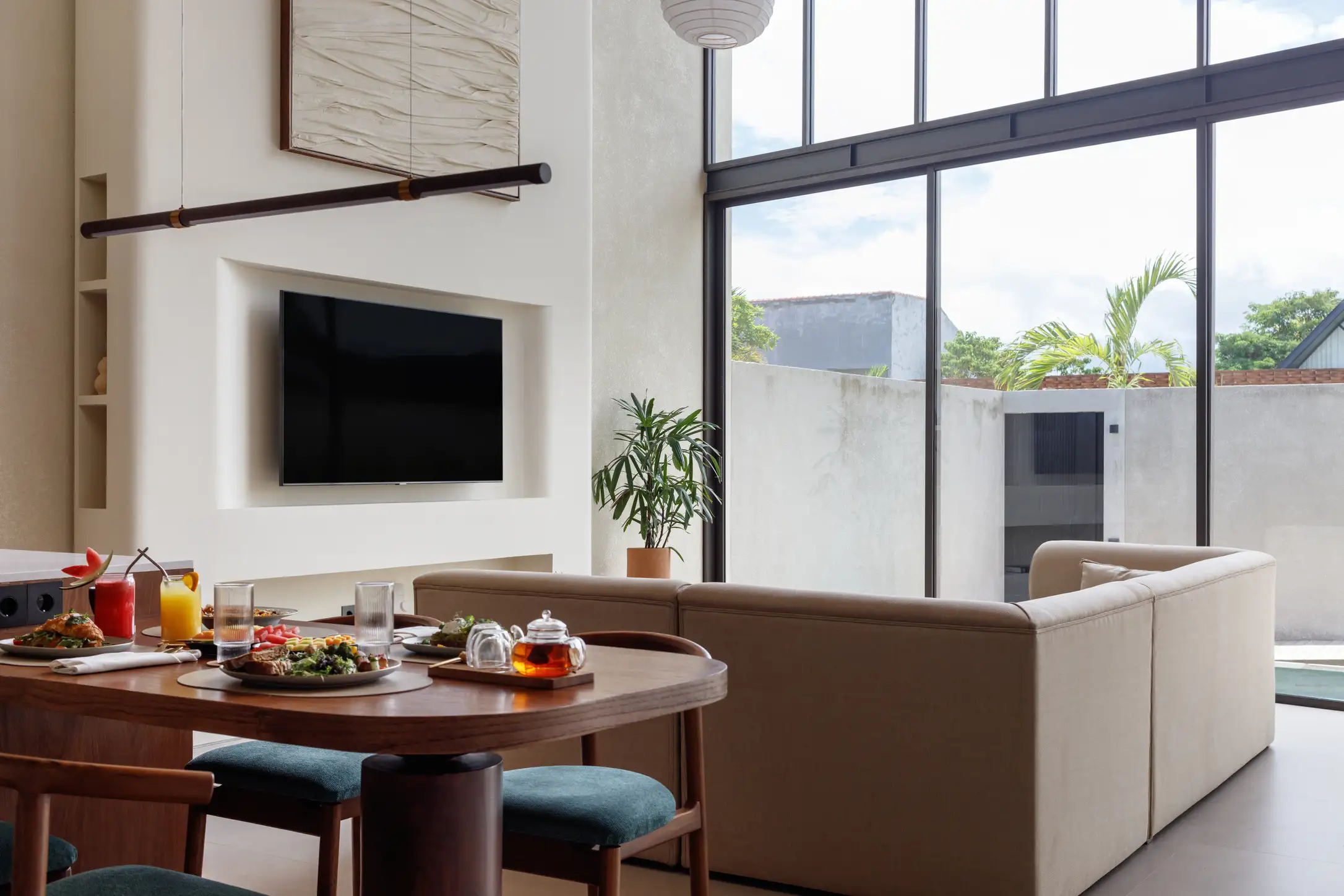 Villa 168m² in Indonesia, Bukit. Priced at 575000$ rent photo-1